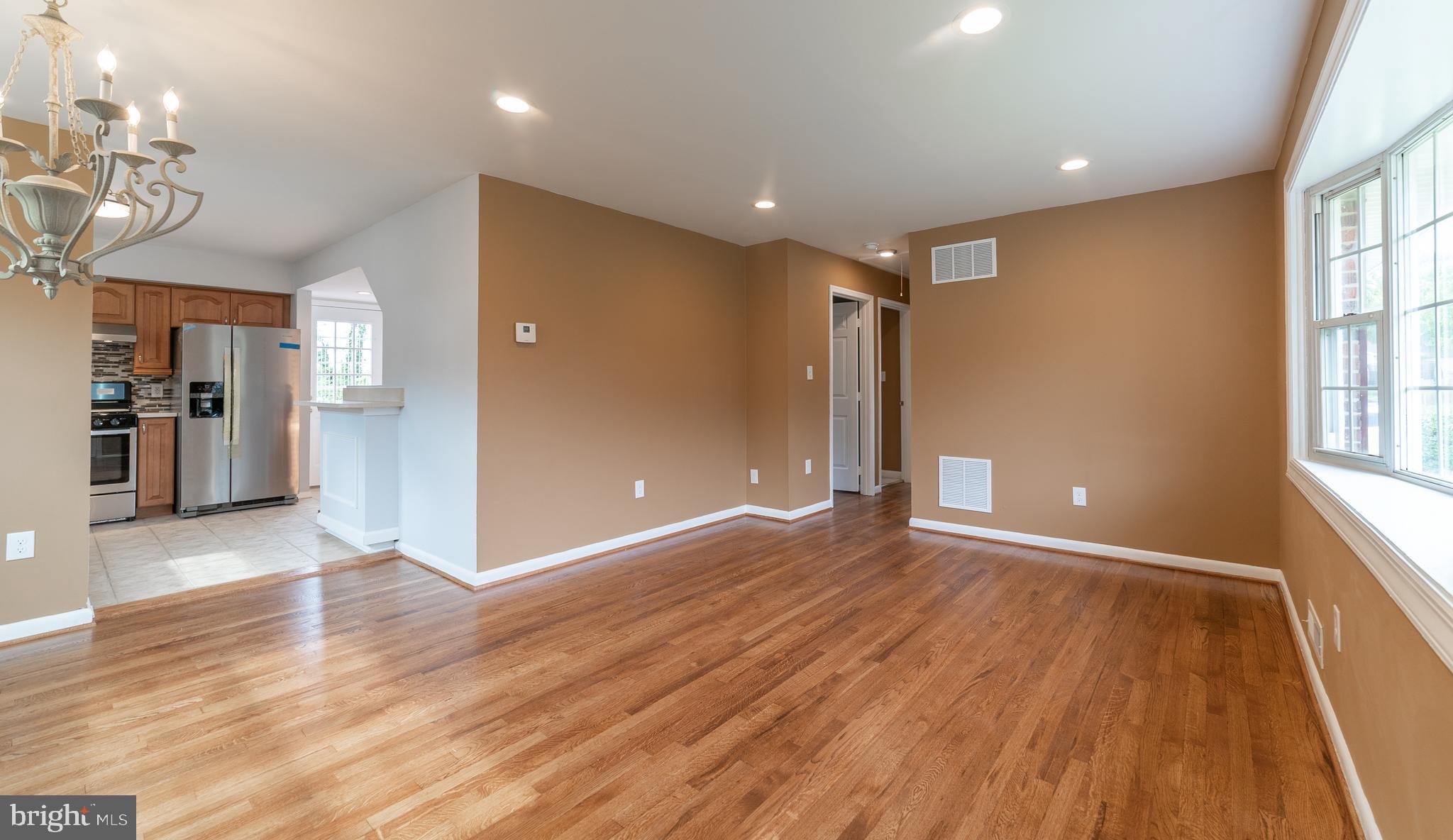 MAPLE HILL - Residential