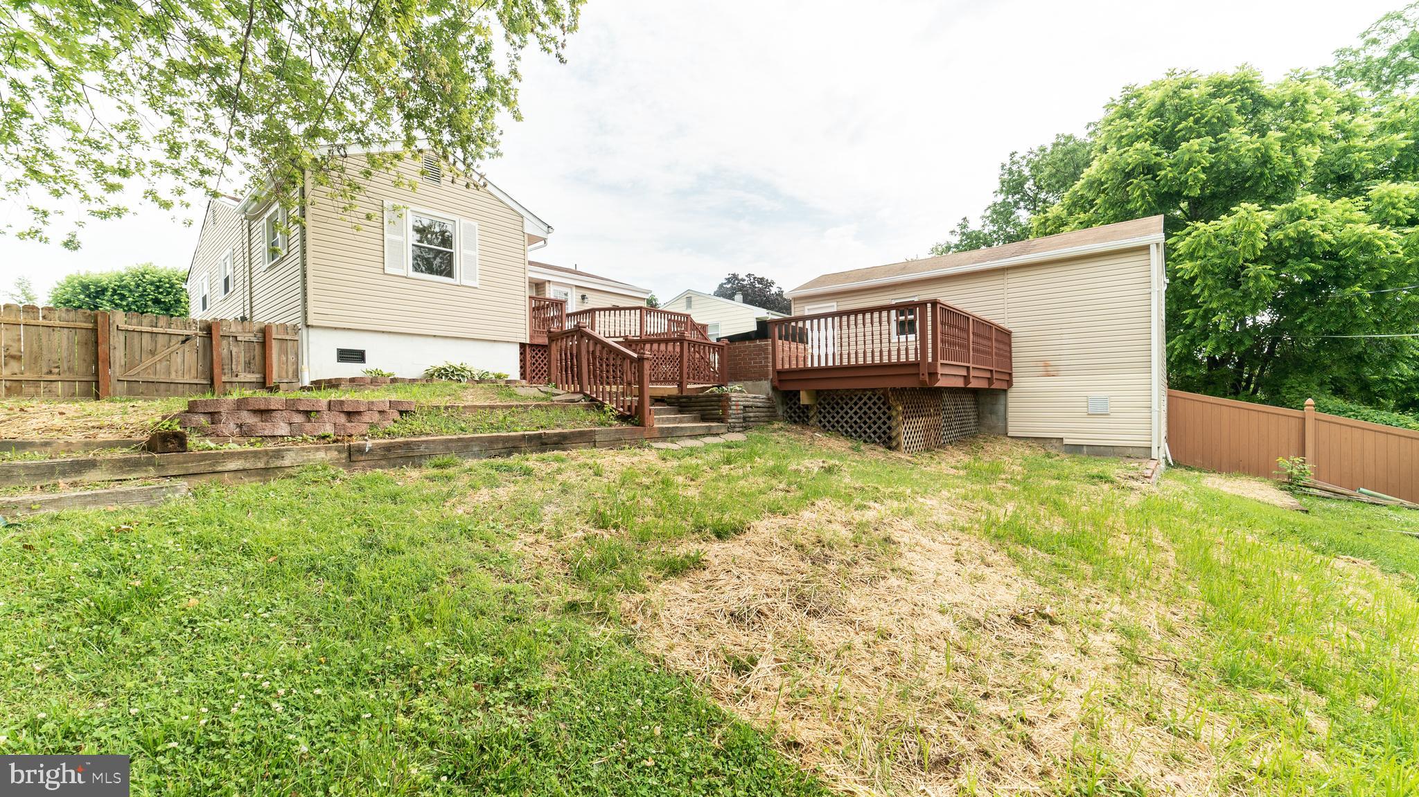 MAPLE HILL - Residential