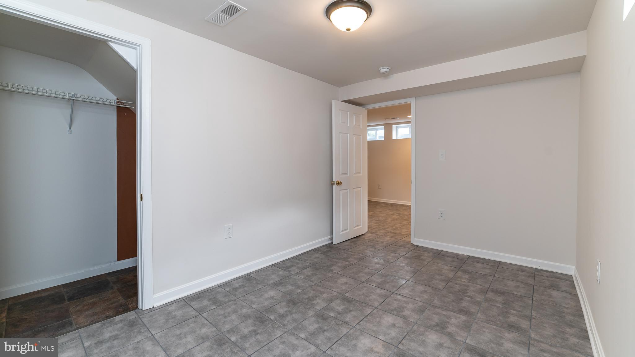 MAPLE HILL - Residential