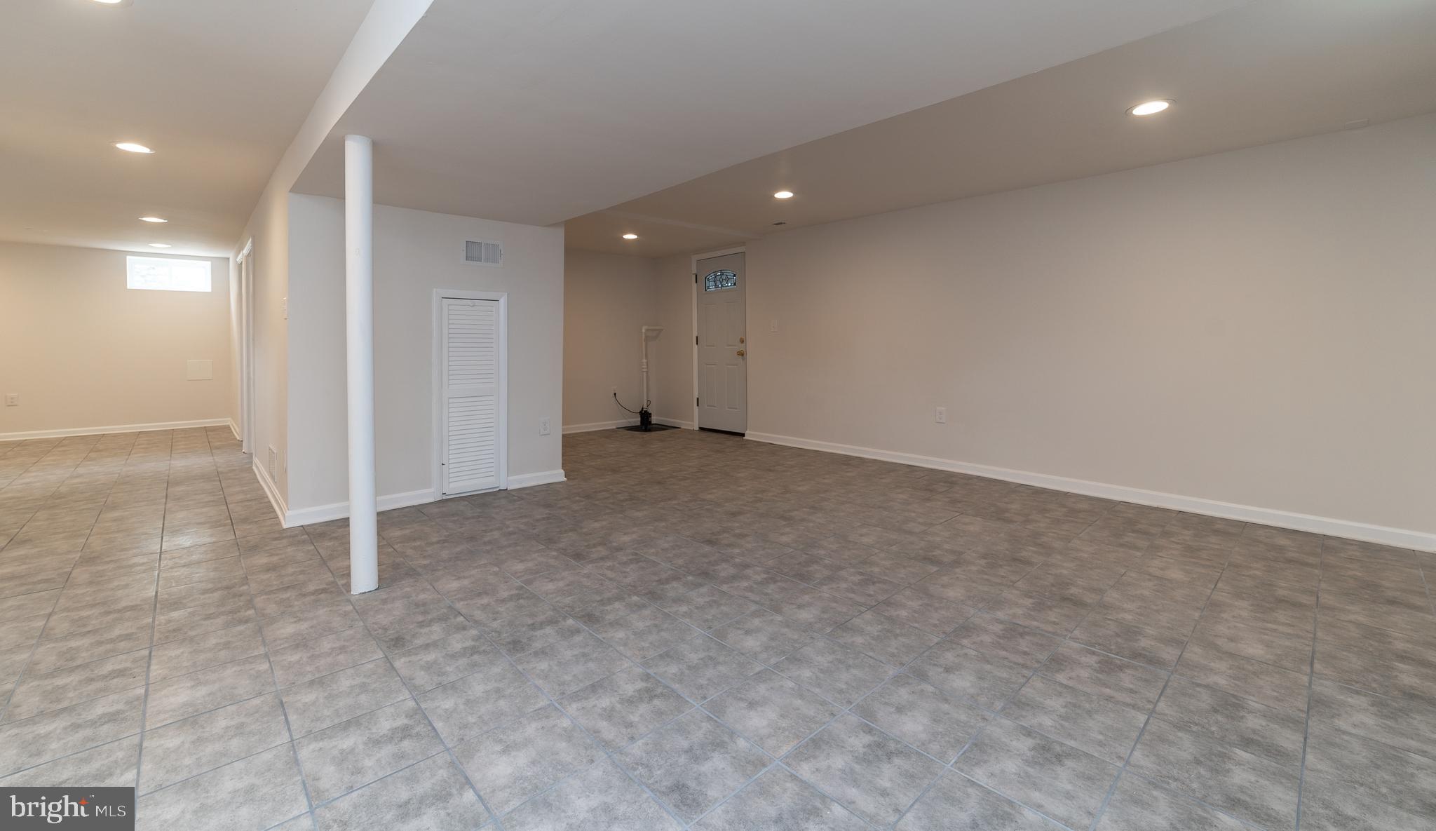 MAPLE HILL - Residential