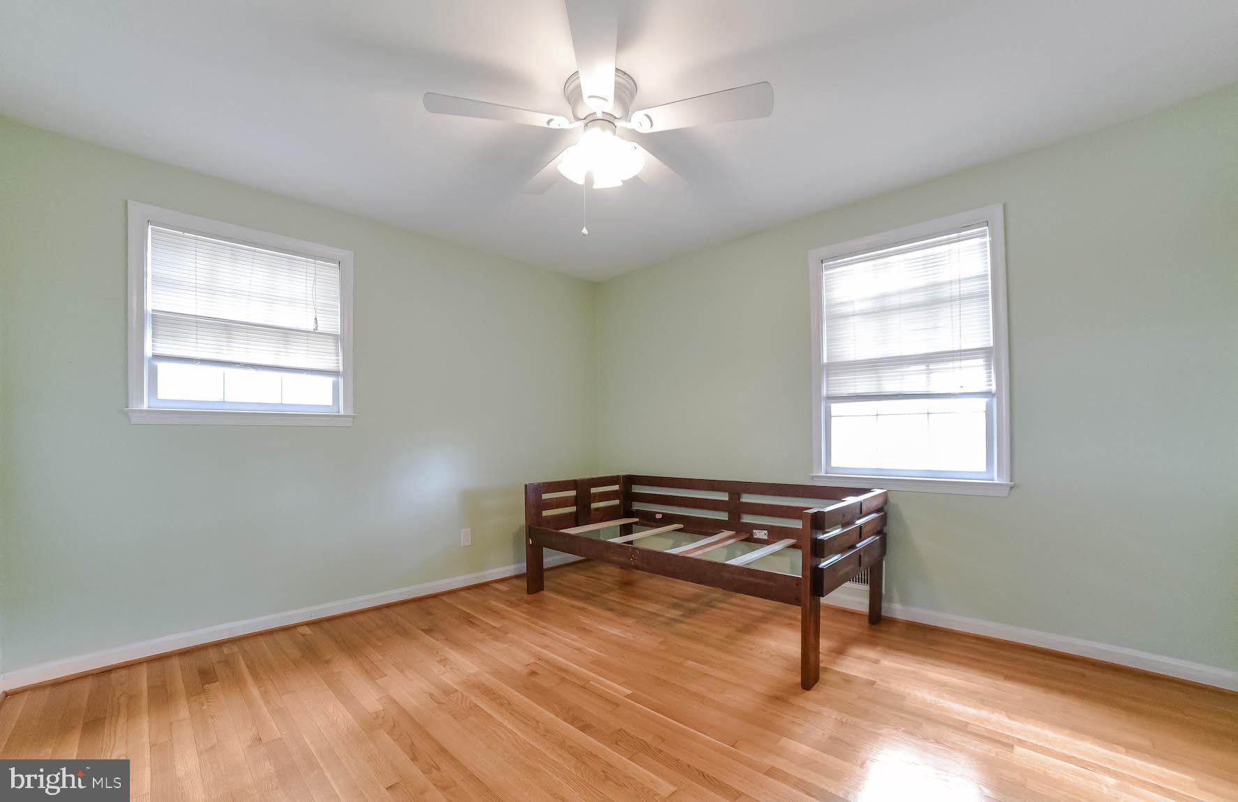 FOREST GLENN ESTATES - Residential Lease