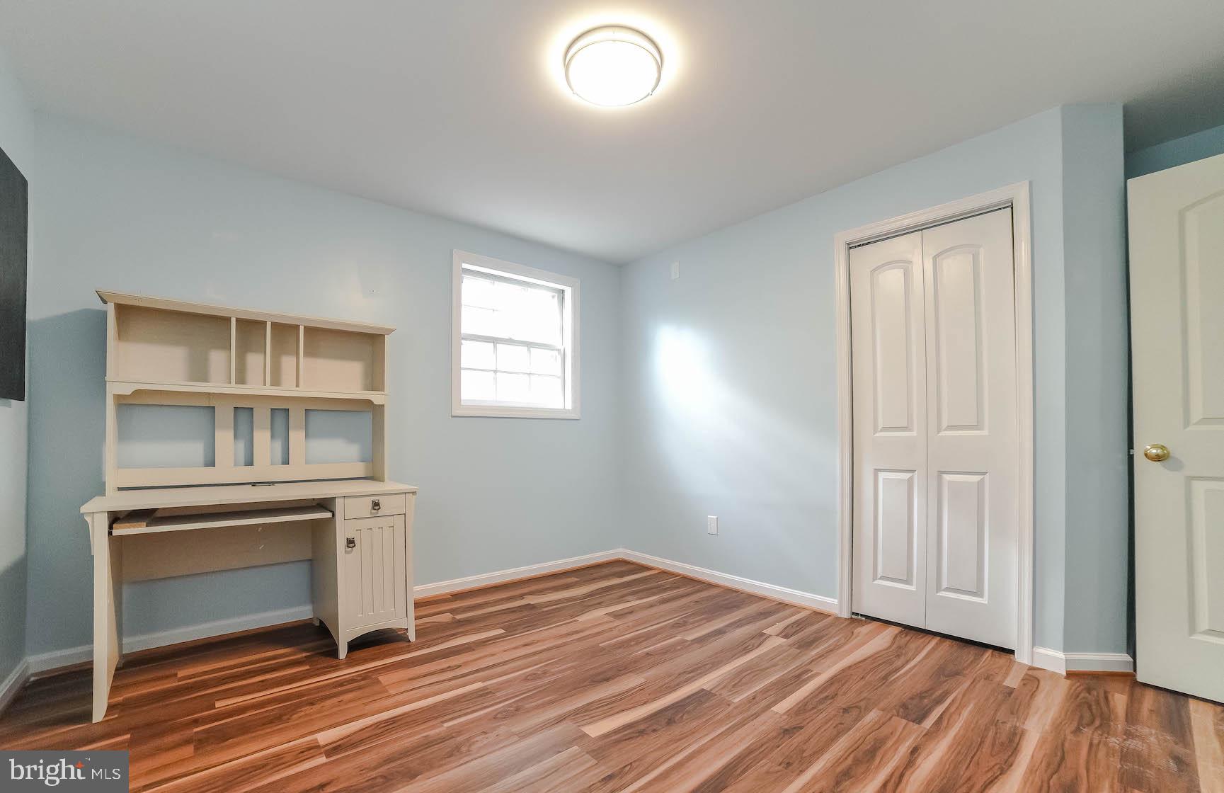 FOREST GLENN ESTATES - Residential Lease