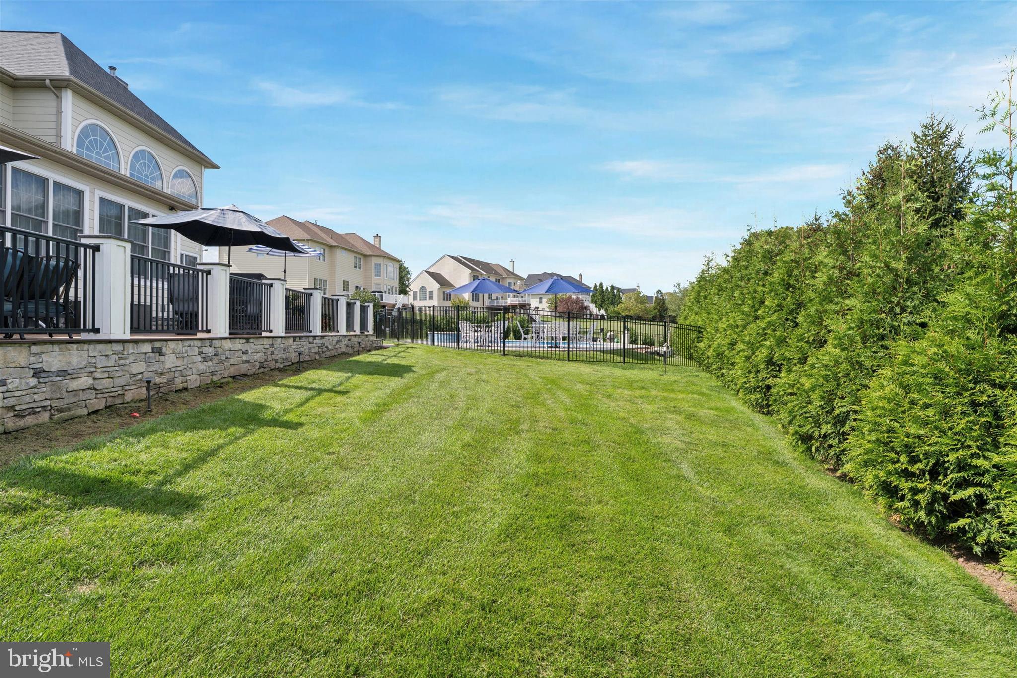 PROVIDENCE CHASE - Residential