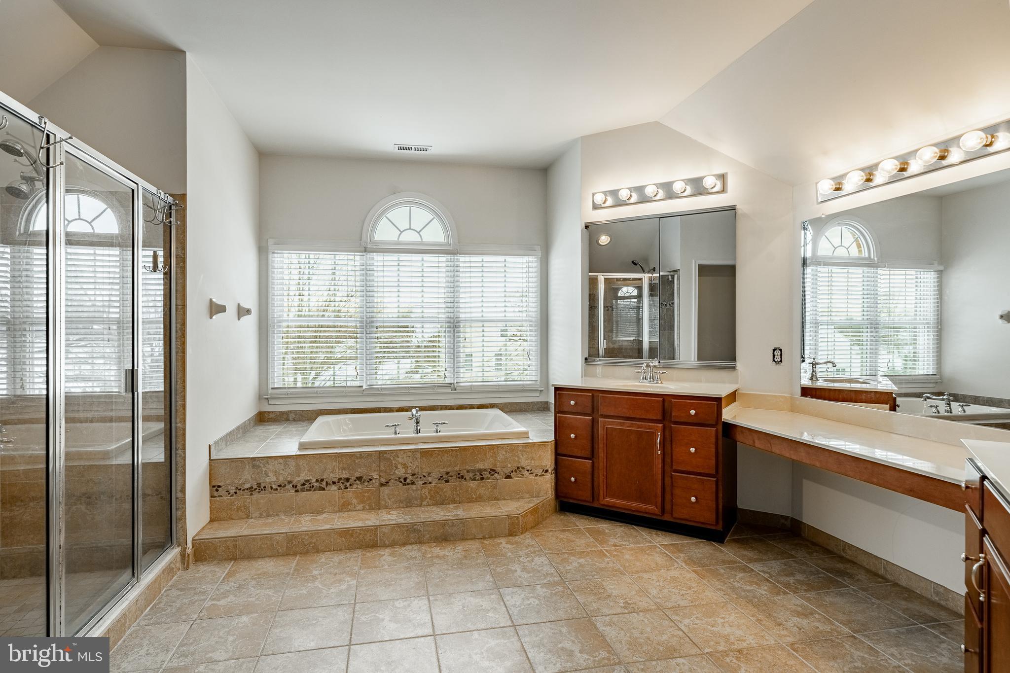 PROVIDENCE CHASE - Residential