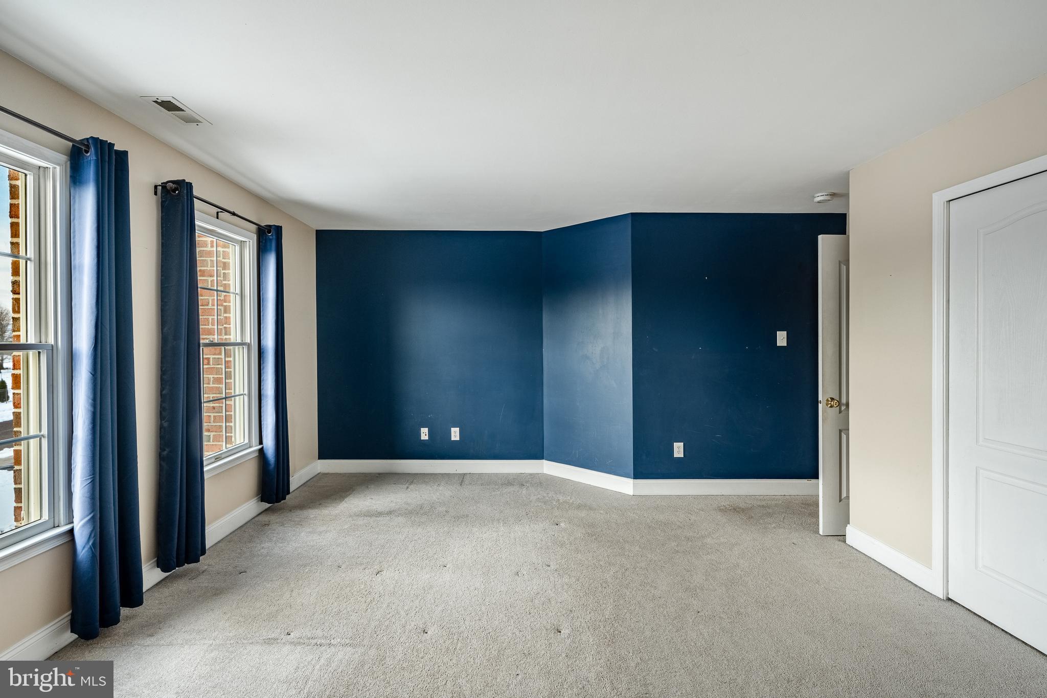 PROVIDENCE CHASE - Residential