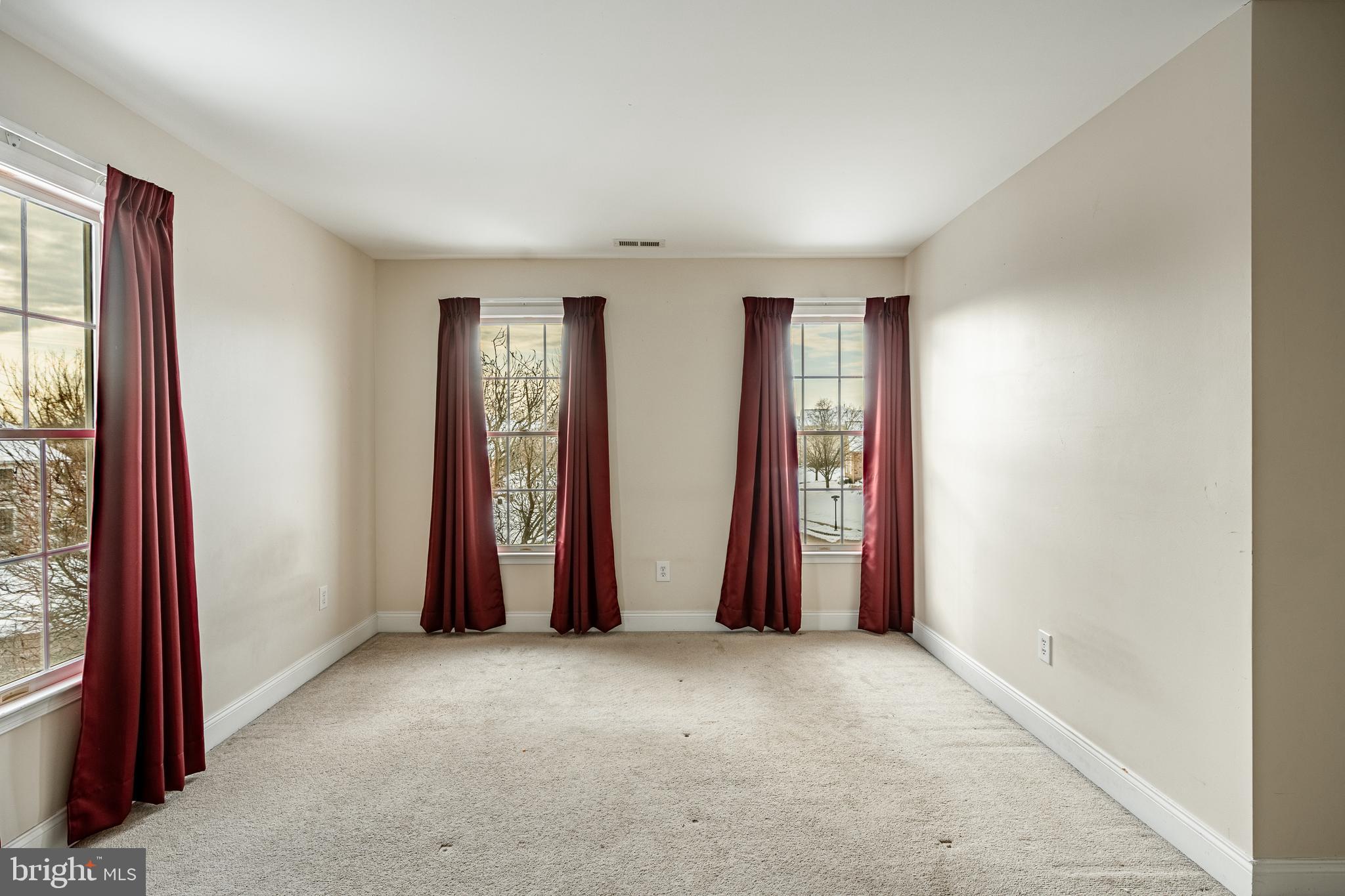 PROVIDENCE CHASE - Residential