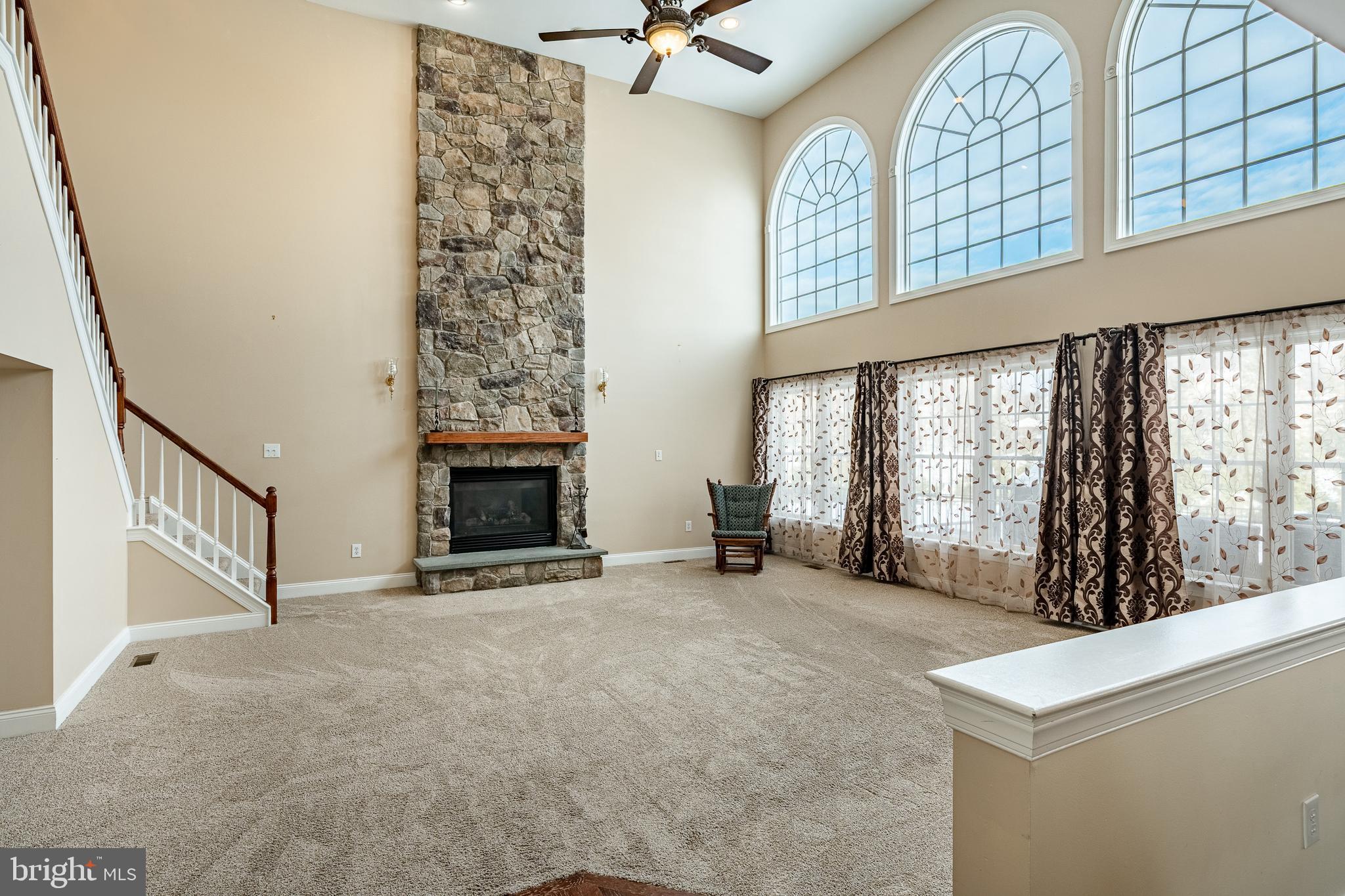 PROVIDENCE CHASE - Residential