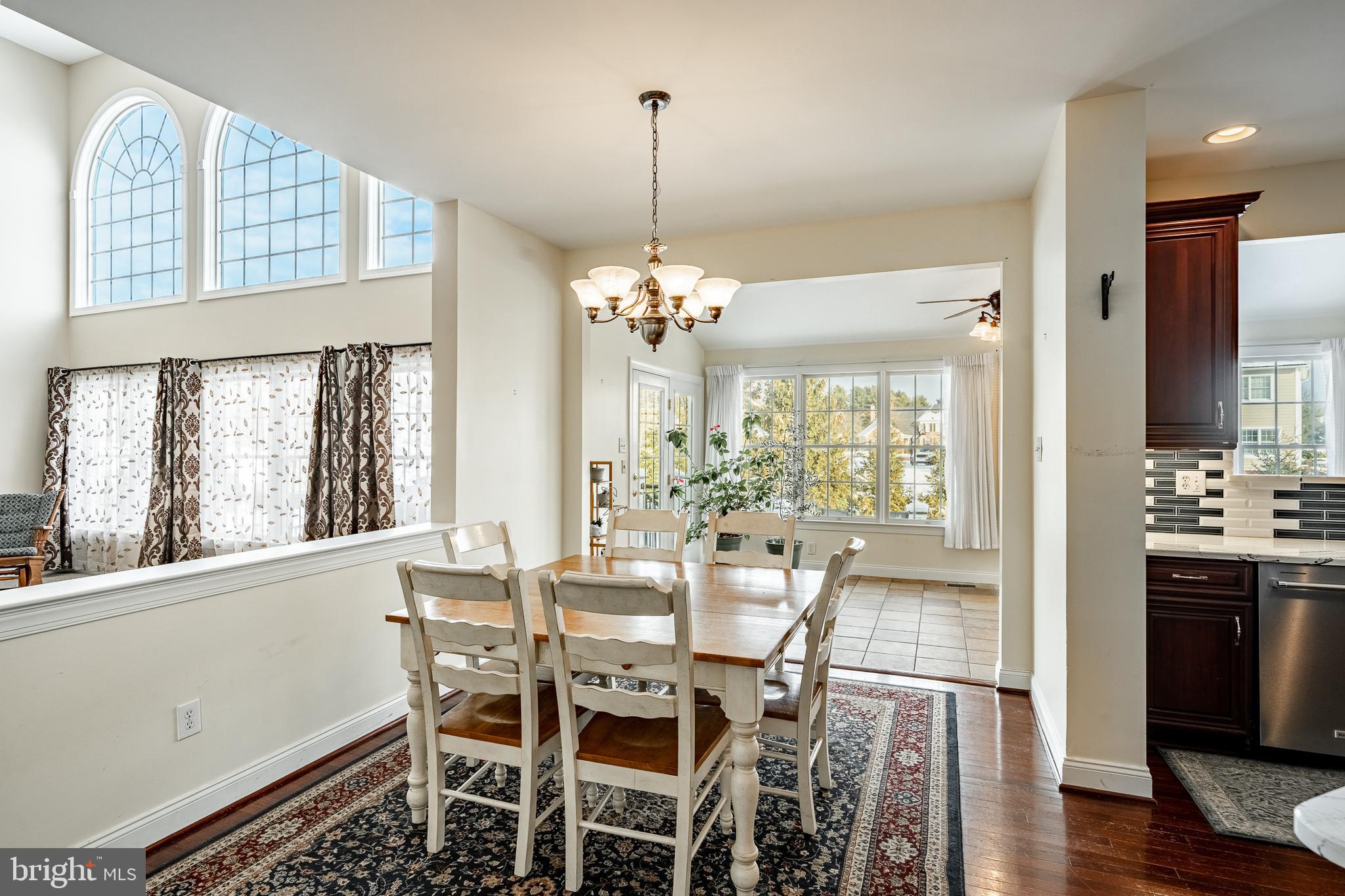 PROVIDENCE CHASE - Residential