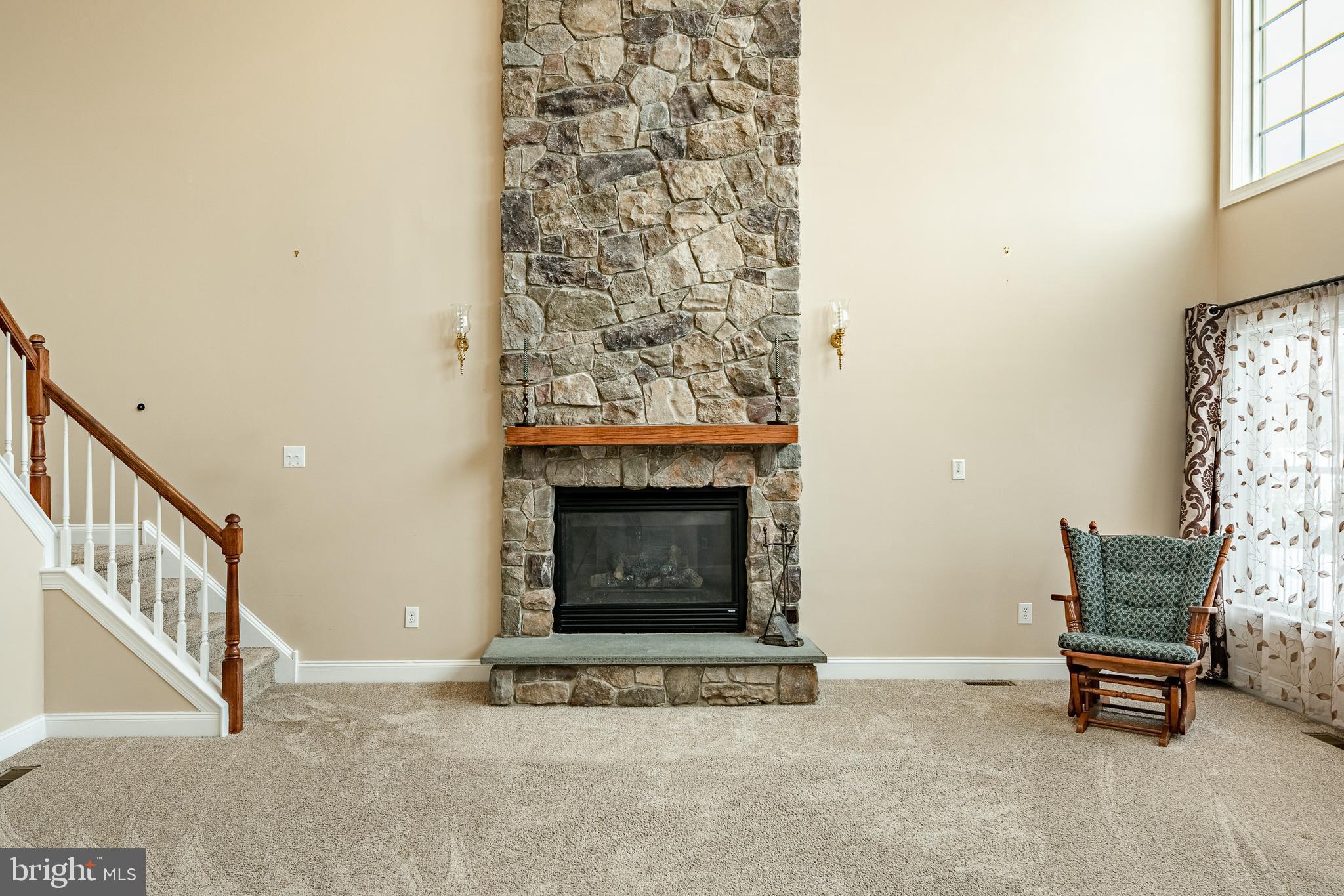 PROVIDENCE CHASE - Residential