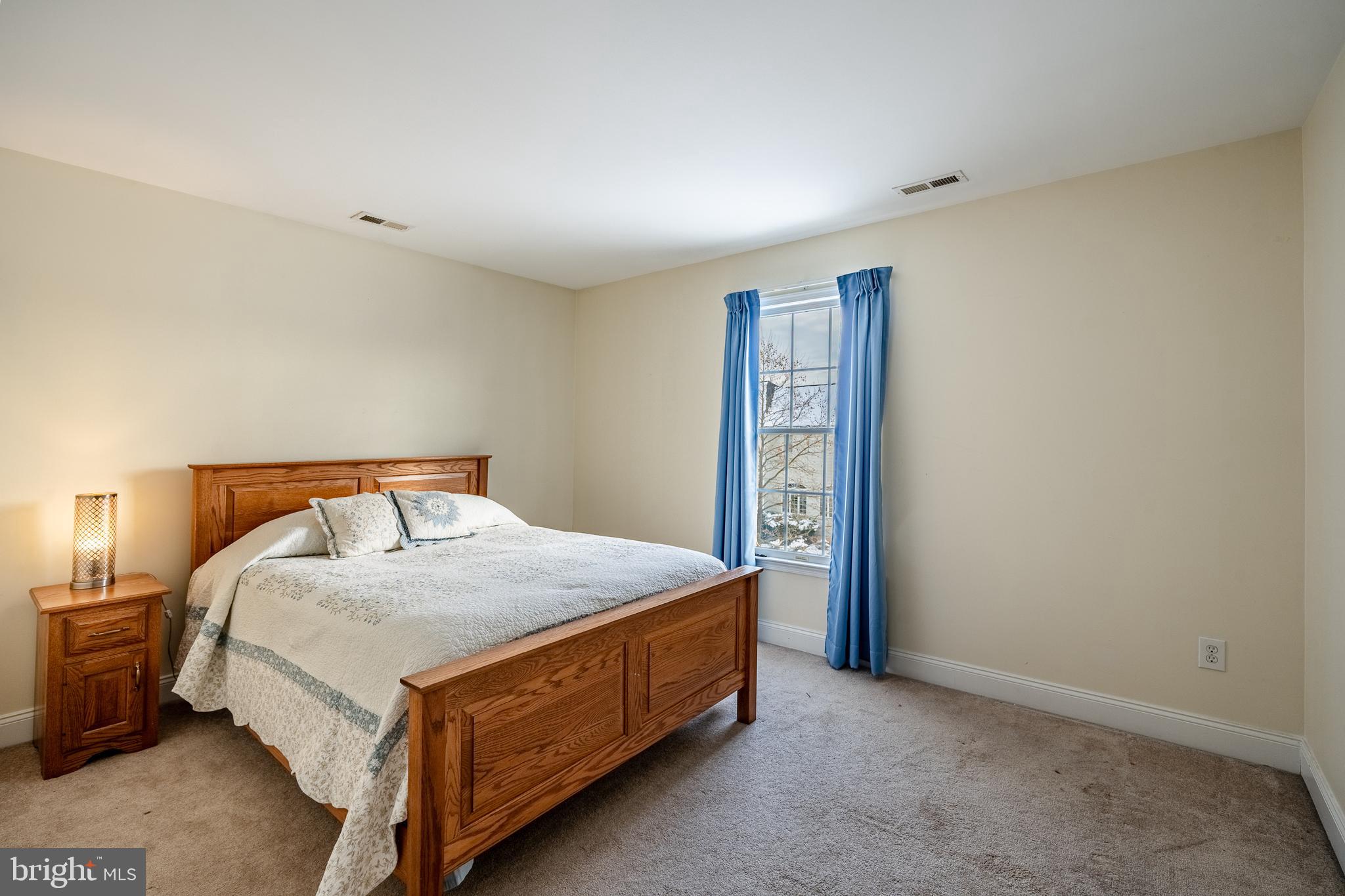 PROVIDENCE CHASE - Residential