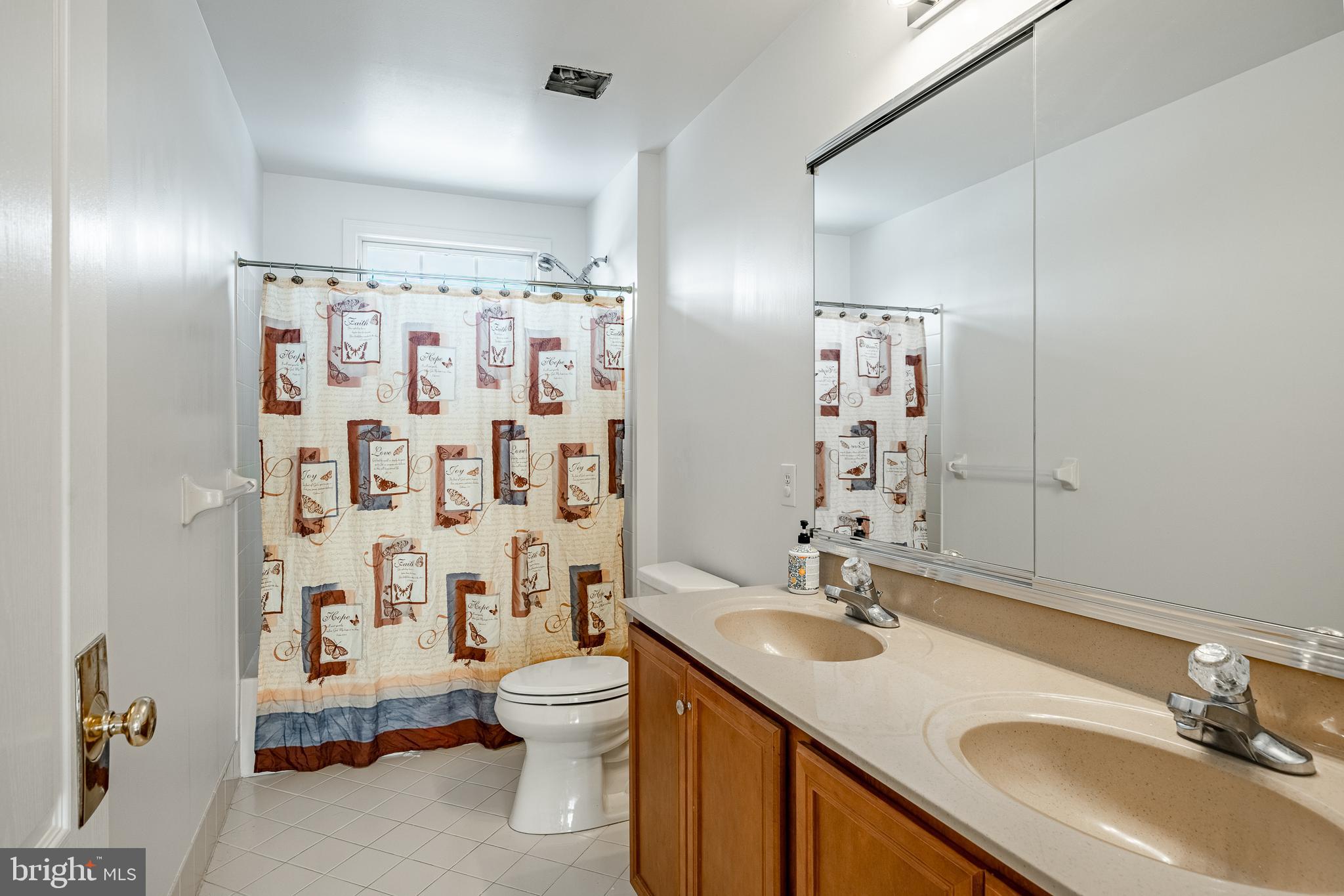 PROVIDENCE CHASE - Residential