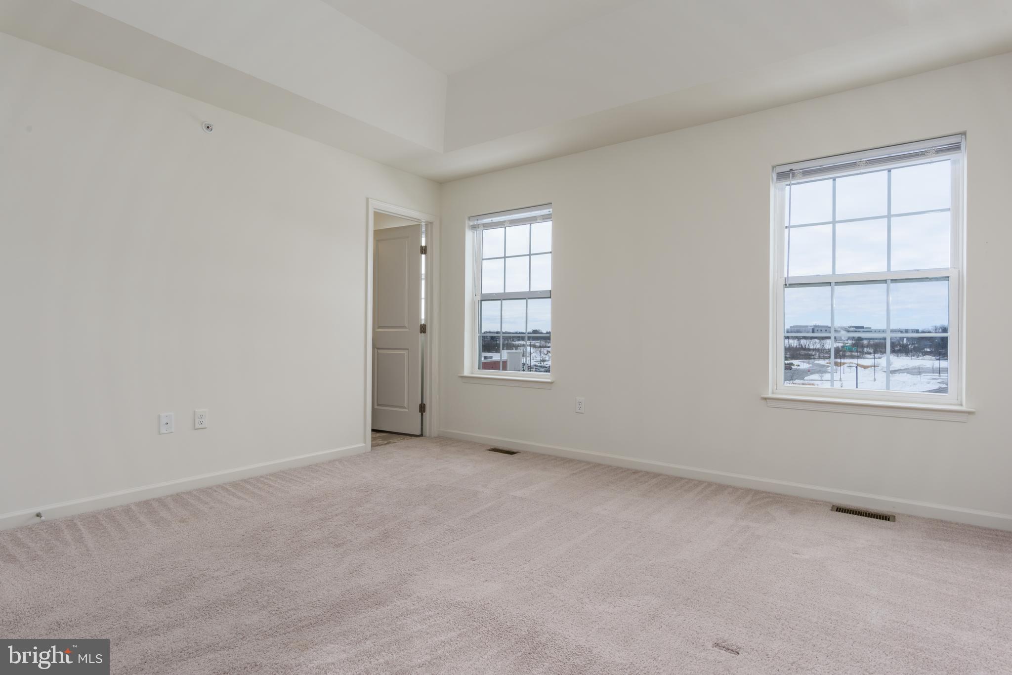 LAUREL RIDGE - Residential