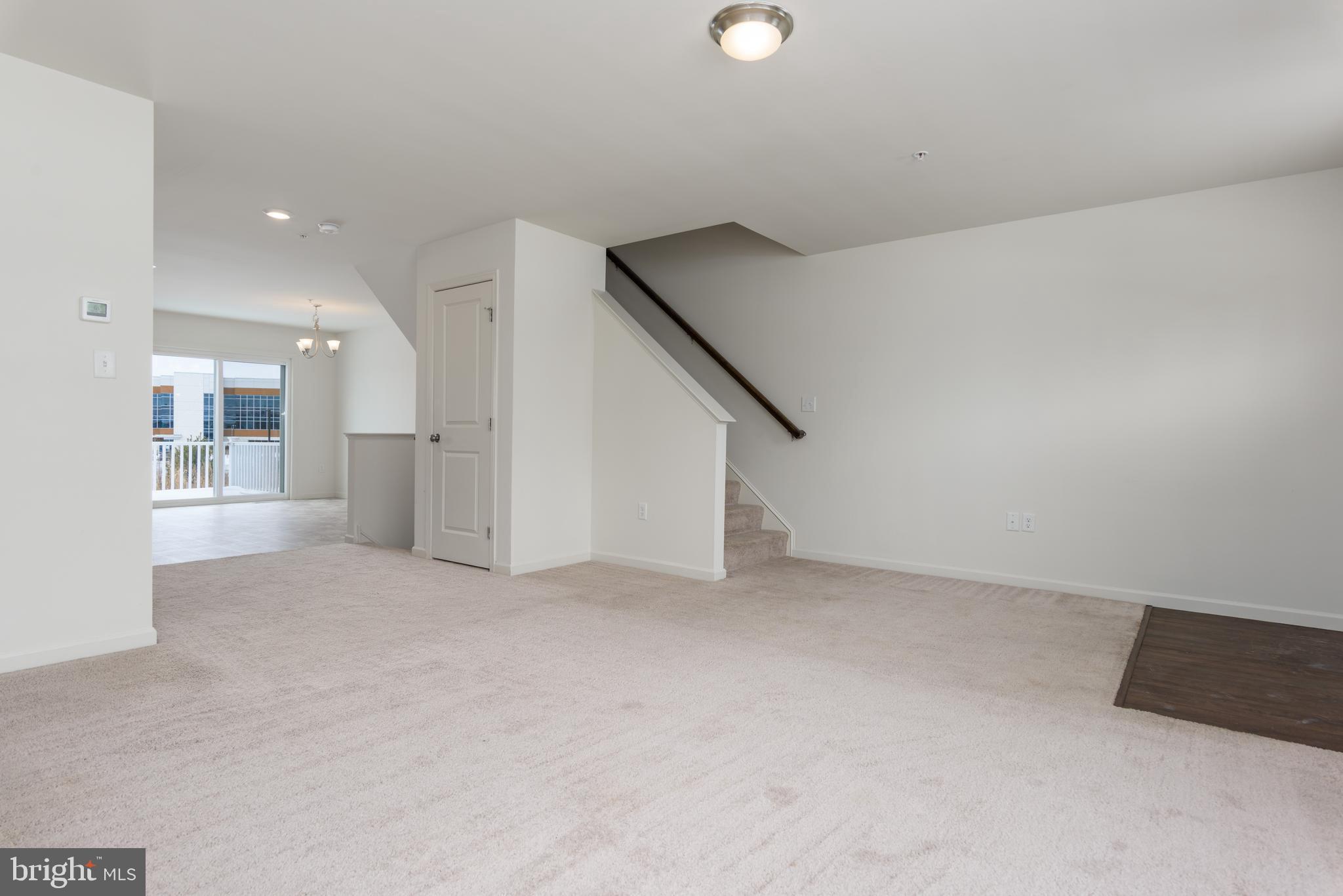 LAUREL RIDGE - Residential