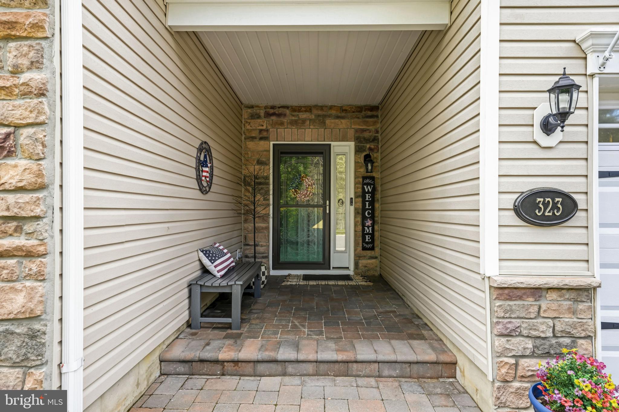 323 BITTLEWOOD AVENUE