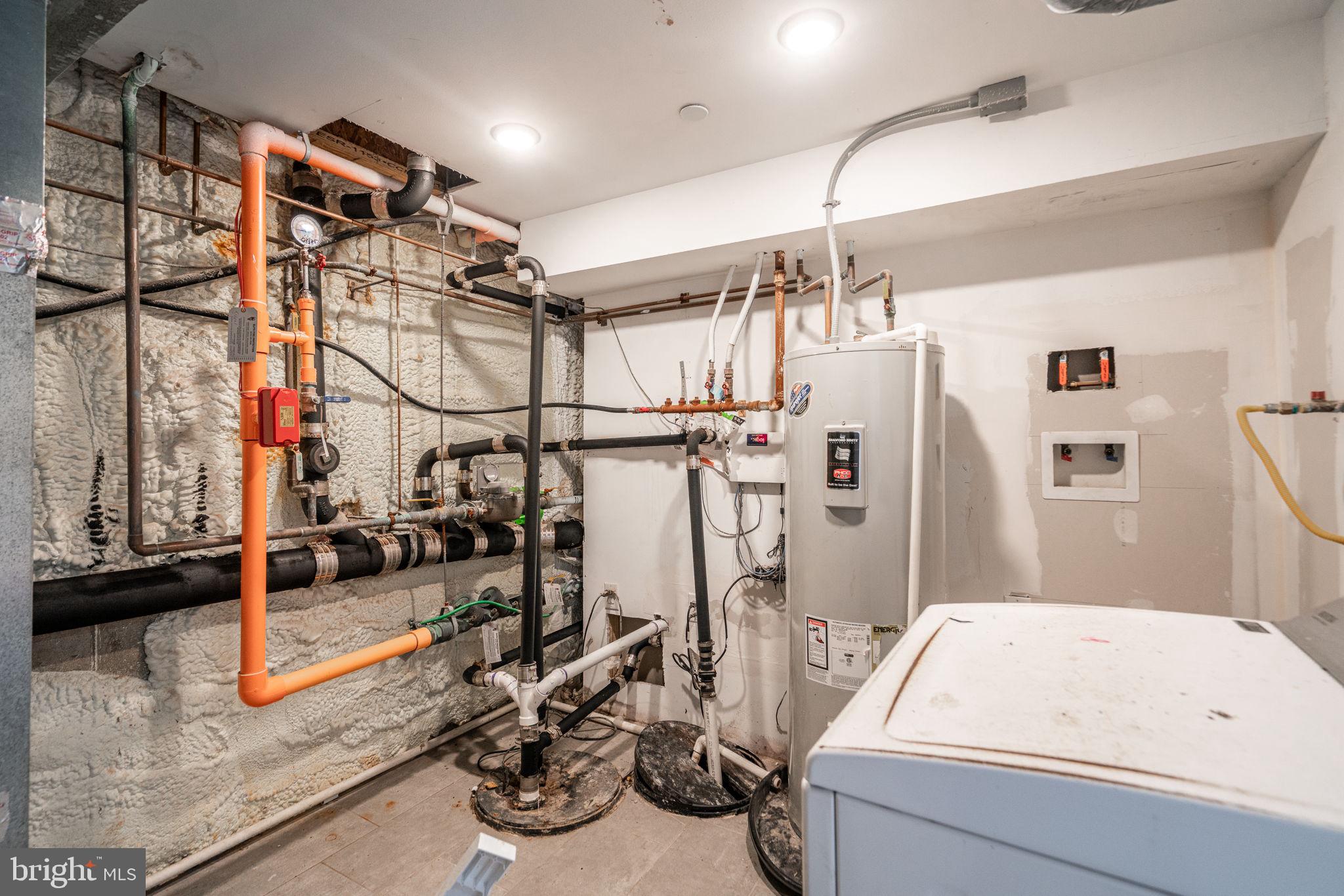 POINT BREEZE - Commercial Lease