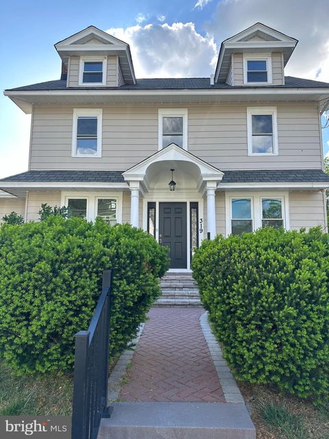 319 S JACKSON STREET WOODBURY NJ 08096