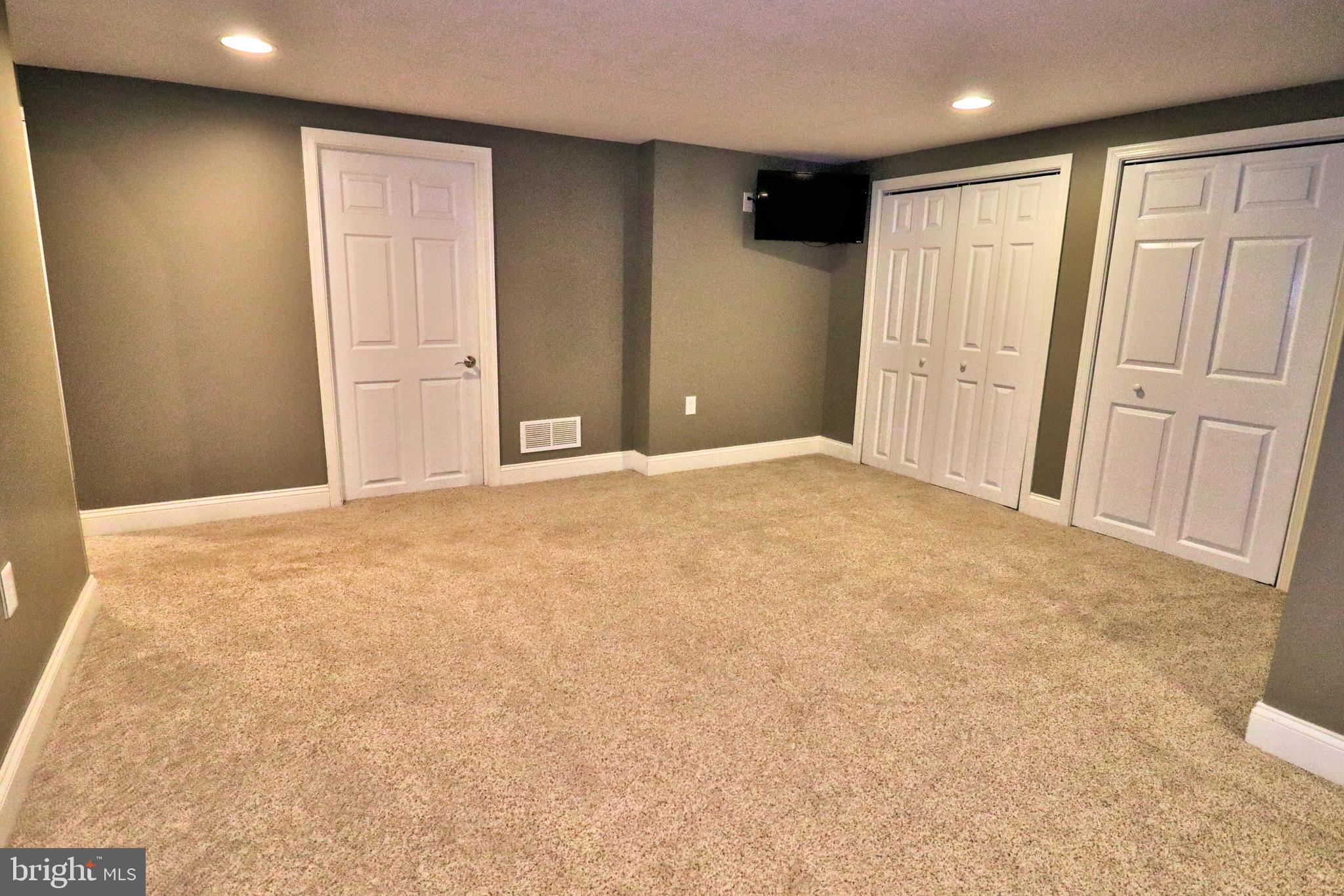 PENNS CROSSING - Residential