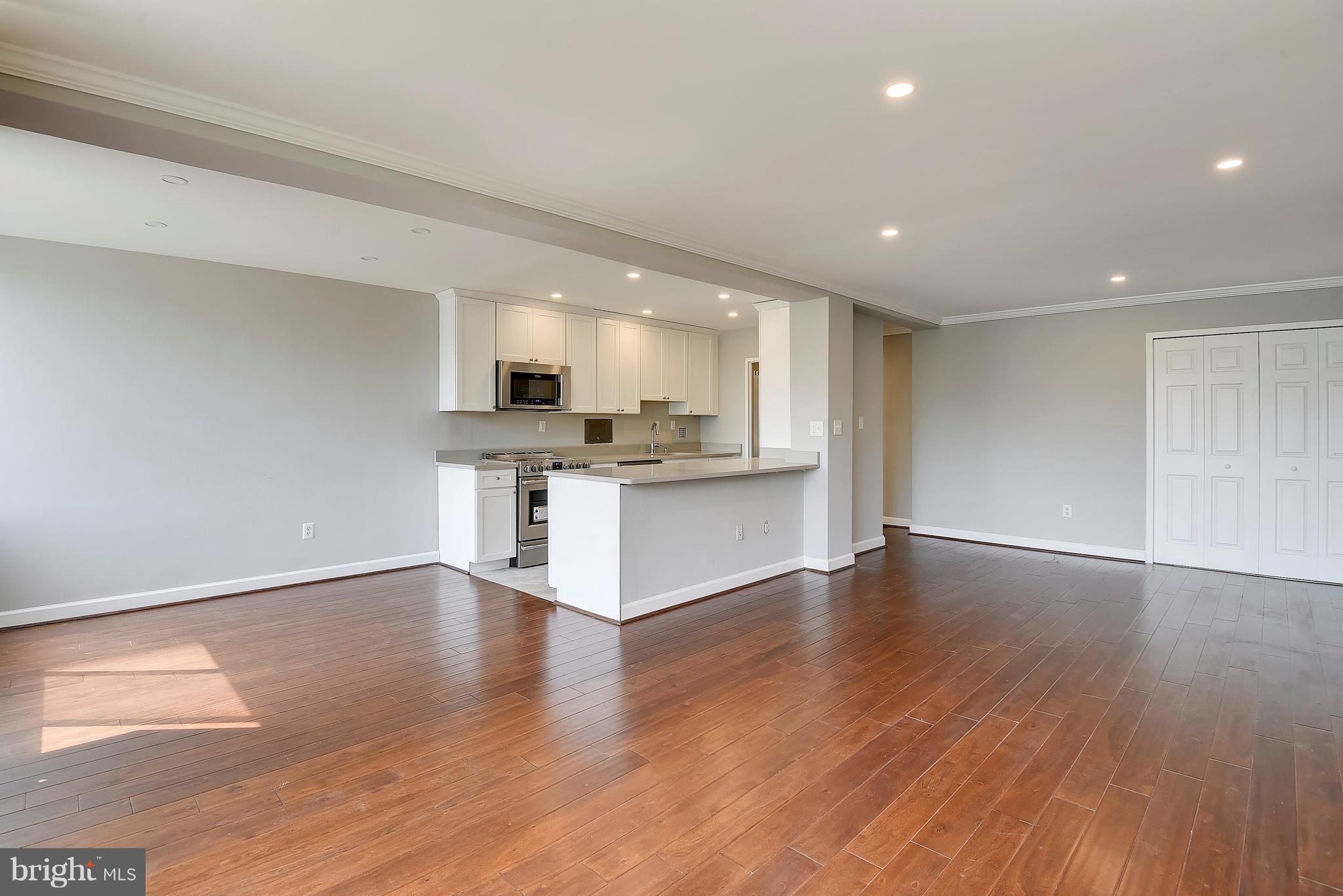 6621 WAKEFIELD DRIVE 302