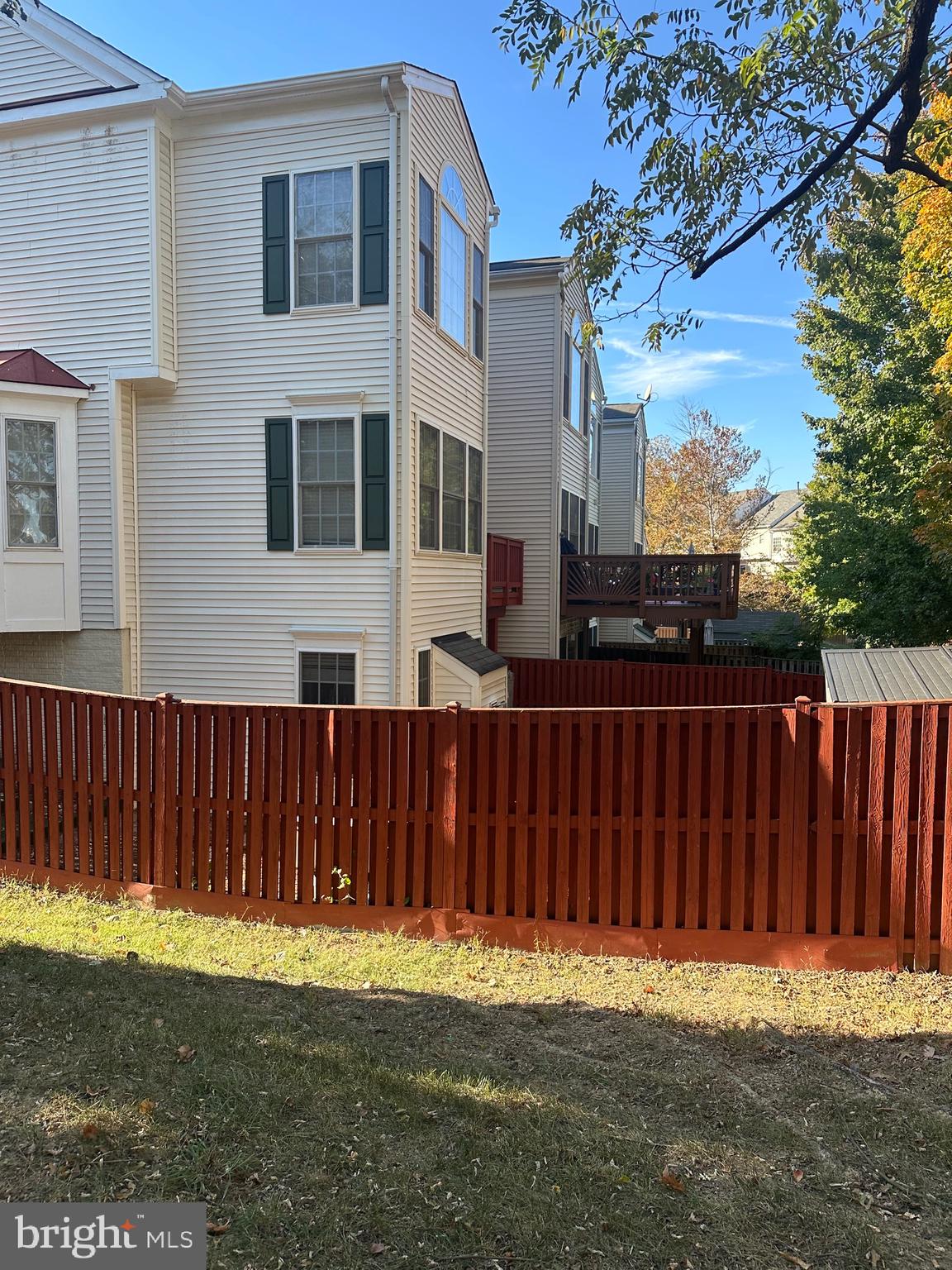 WORTHINGTON WOODS - Residential Lease