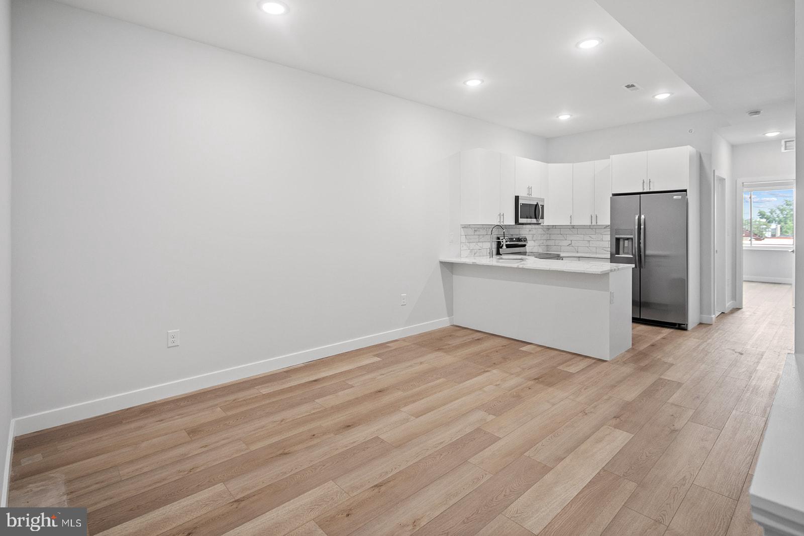 OLDE KENSINGTON - Residential