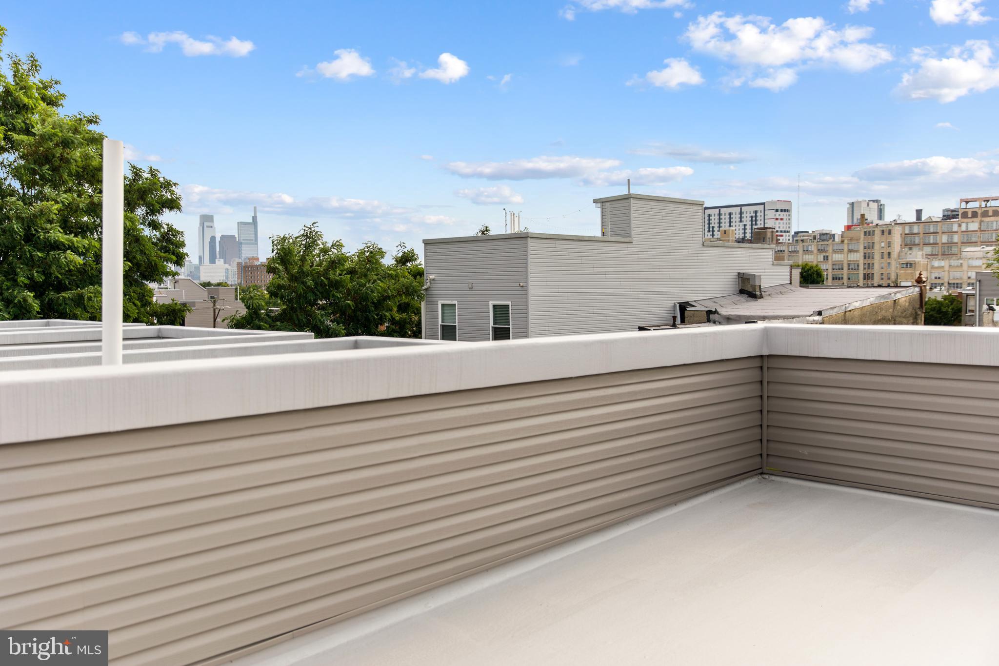 OLDE KENSINGTON - Residential