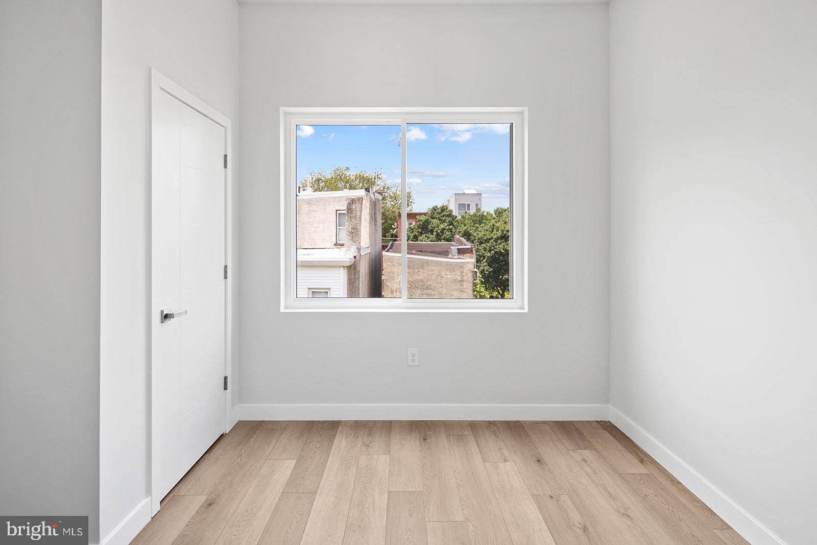 OLDE KENSINGTON - Residential