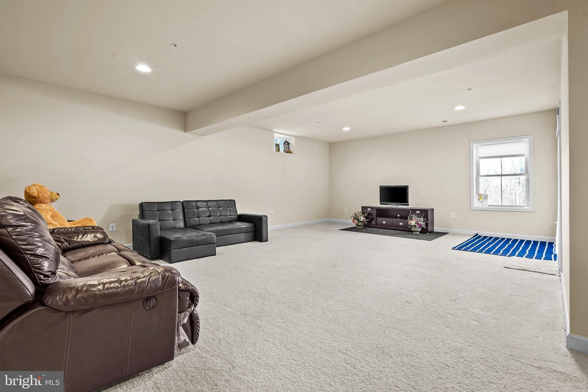 CABIN BRANCH - Residential