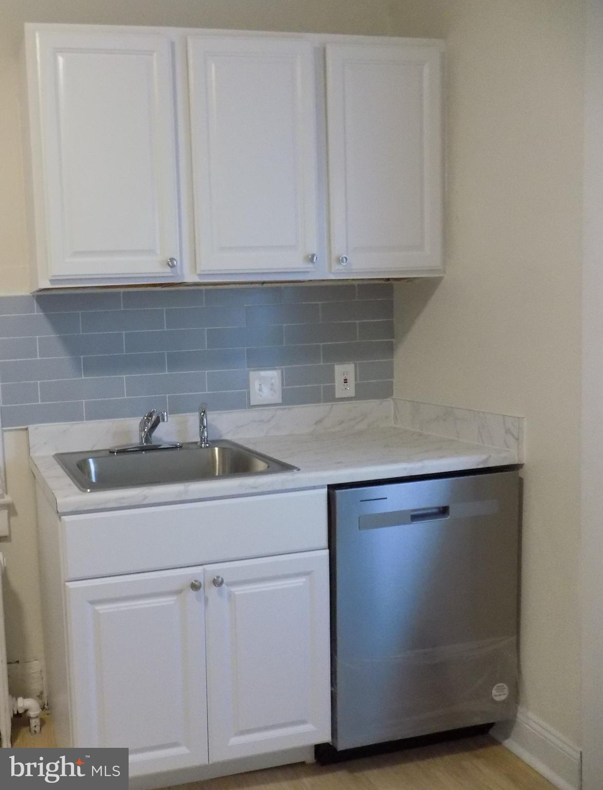 LAURAVILLE HISTORIC DISTRICT - Residential