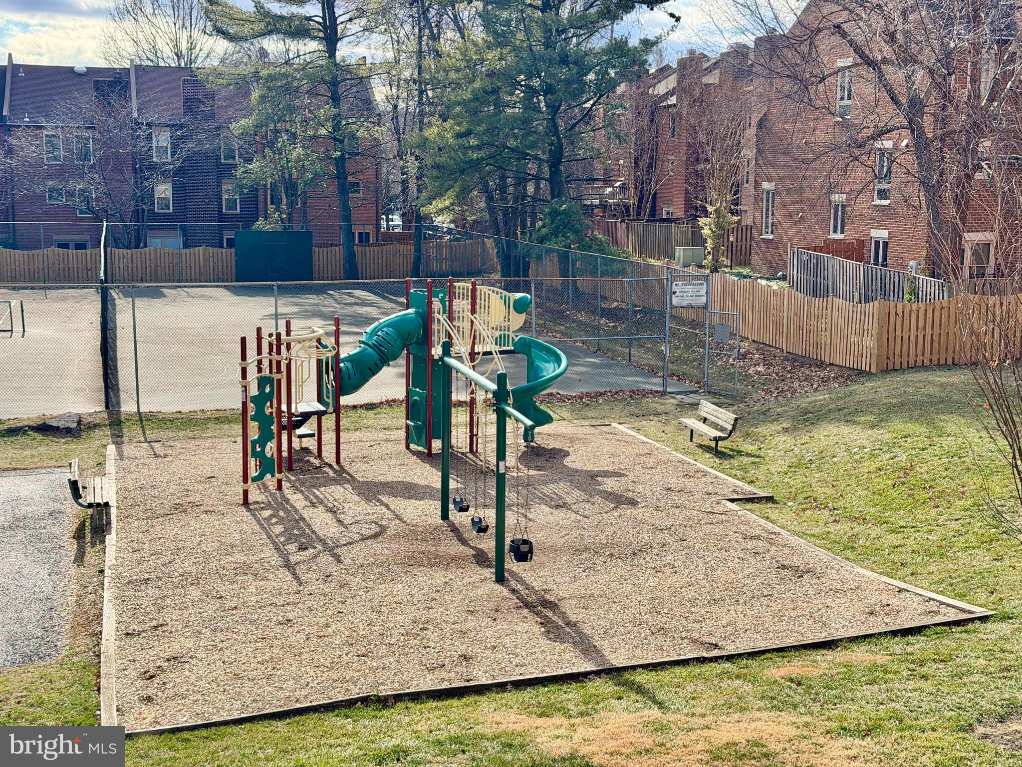 CONCORD VILLAGE - Residential Lease