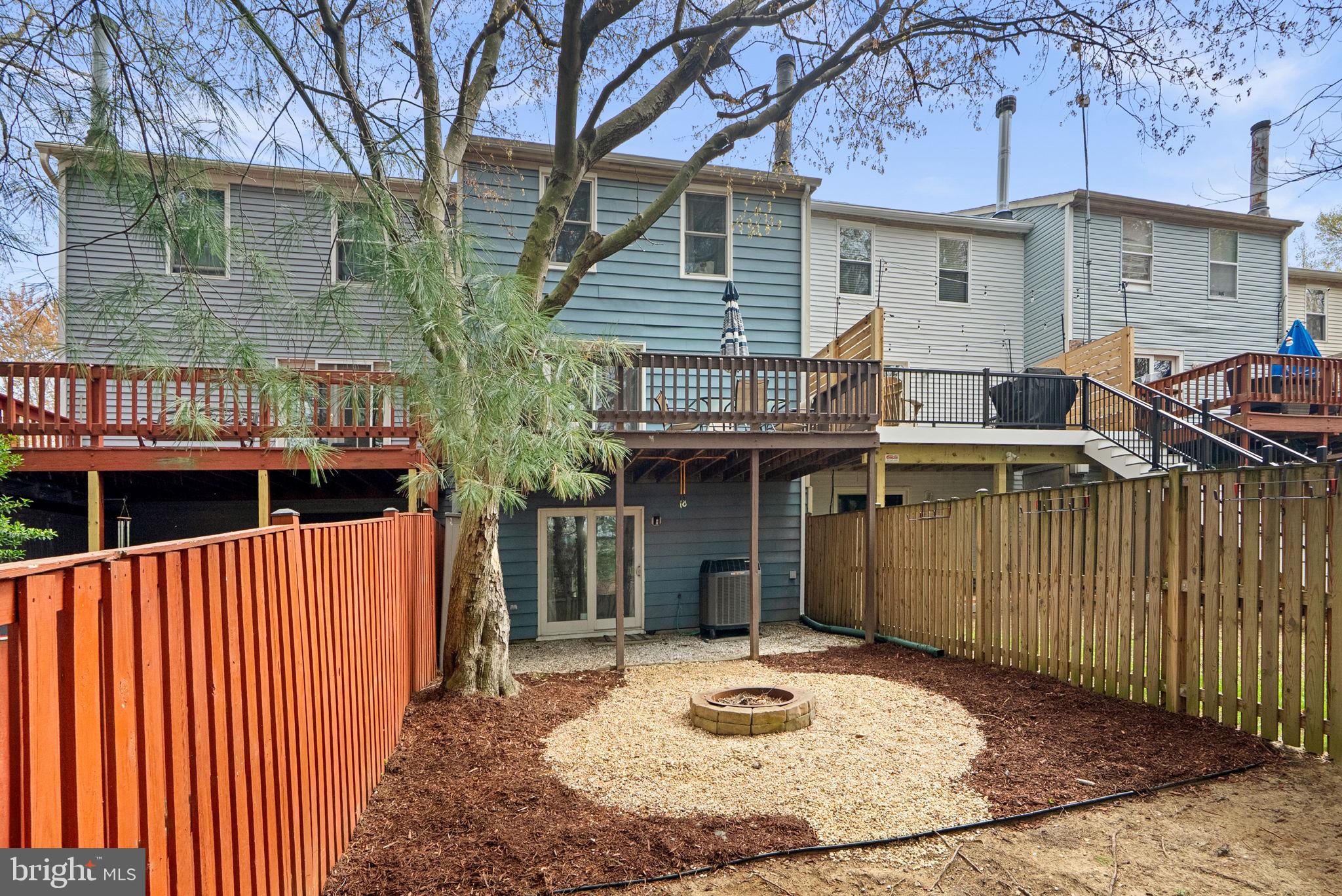 ULMSTEAD GARDENS - Residential