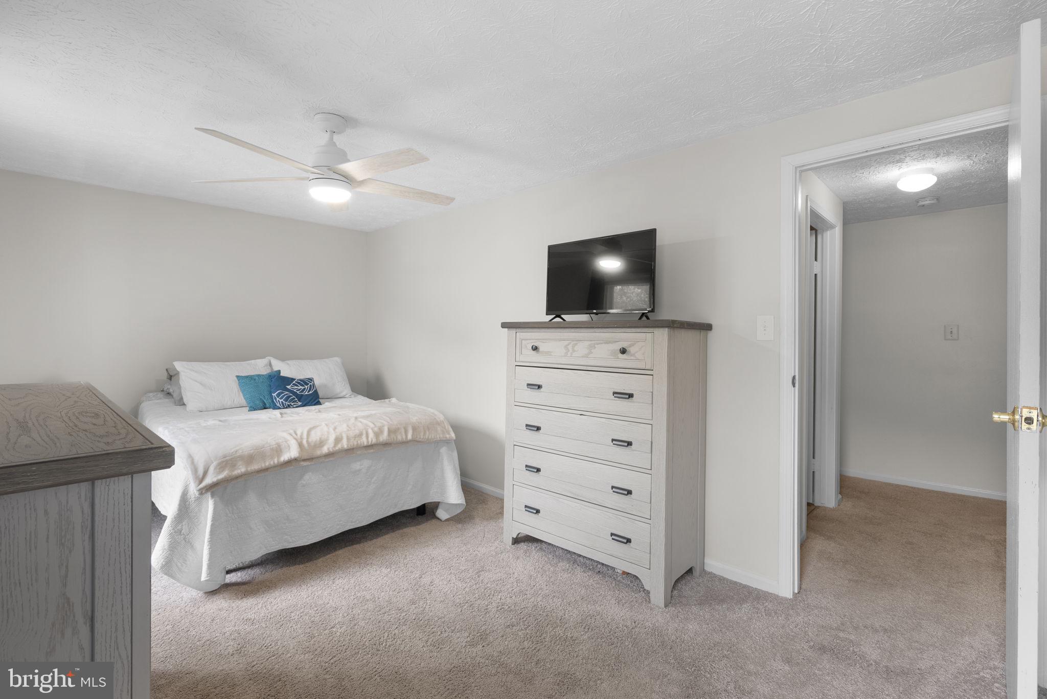 ULMSTEAD GARDENS - Residential