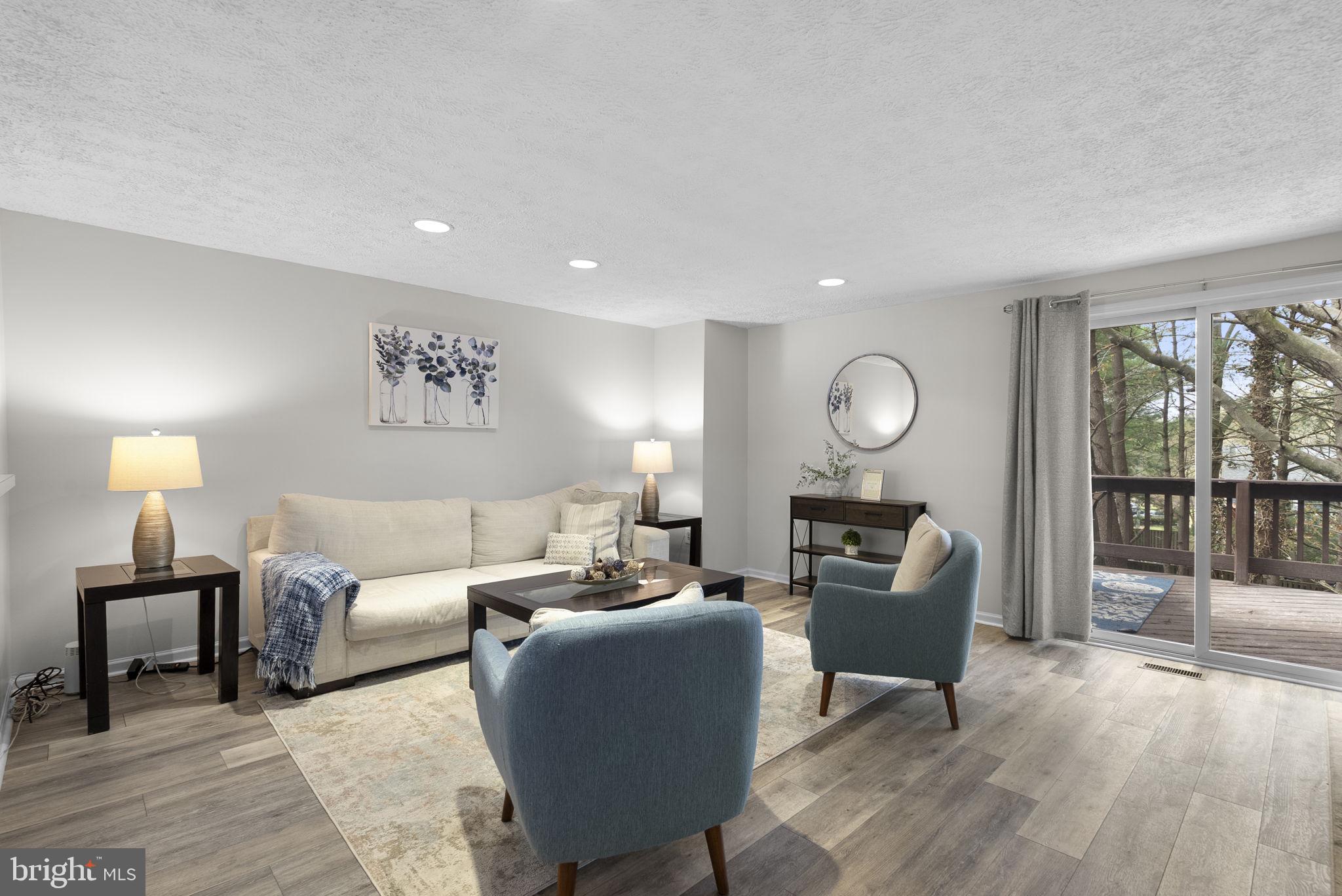 ULMSTEAD GARDENS - Residential