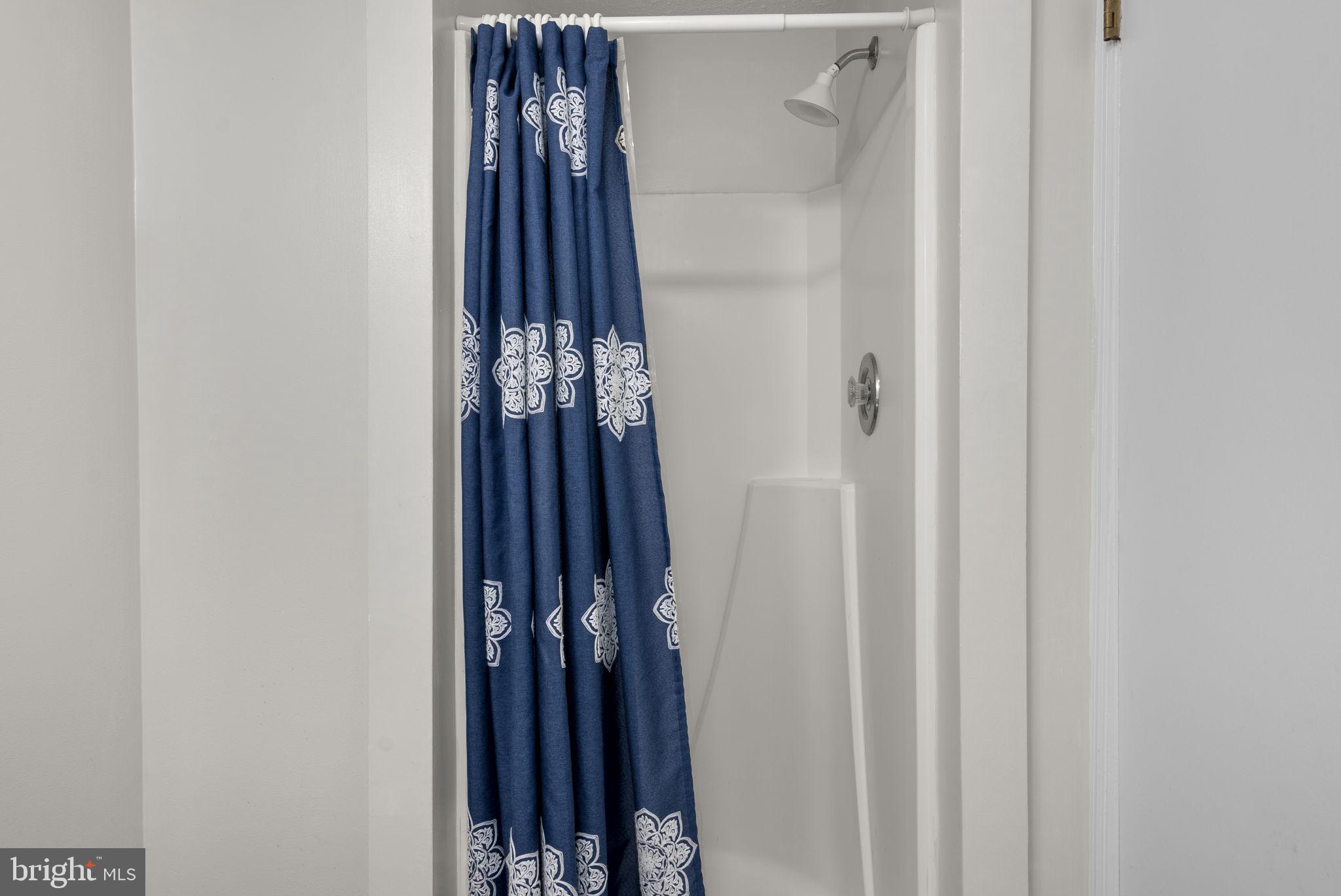 ULMSTEAD GARDENS - Residential