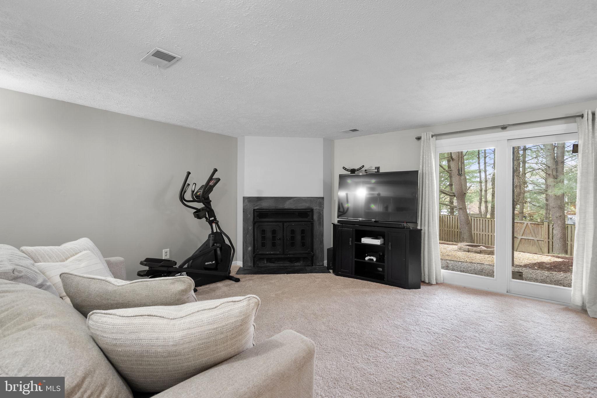 ULMSTEAD GARDENS - Residential