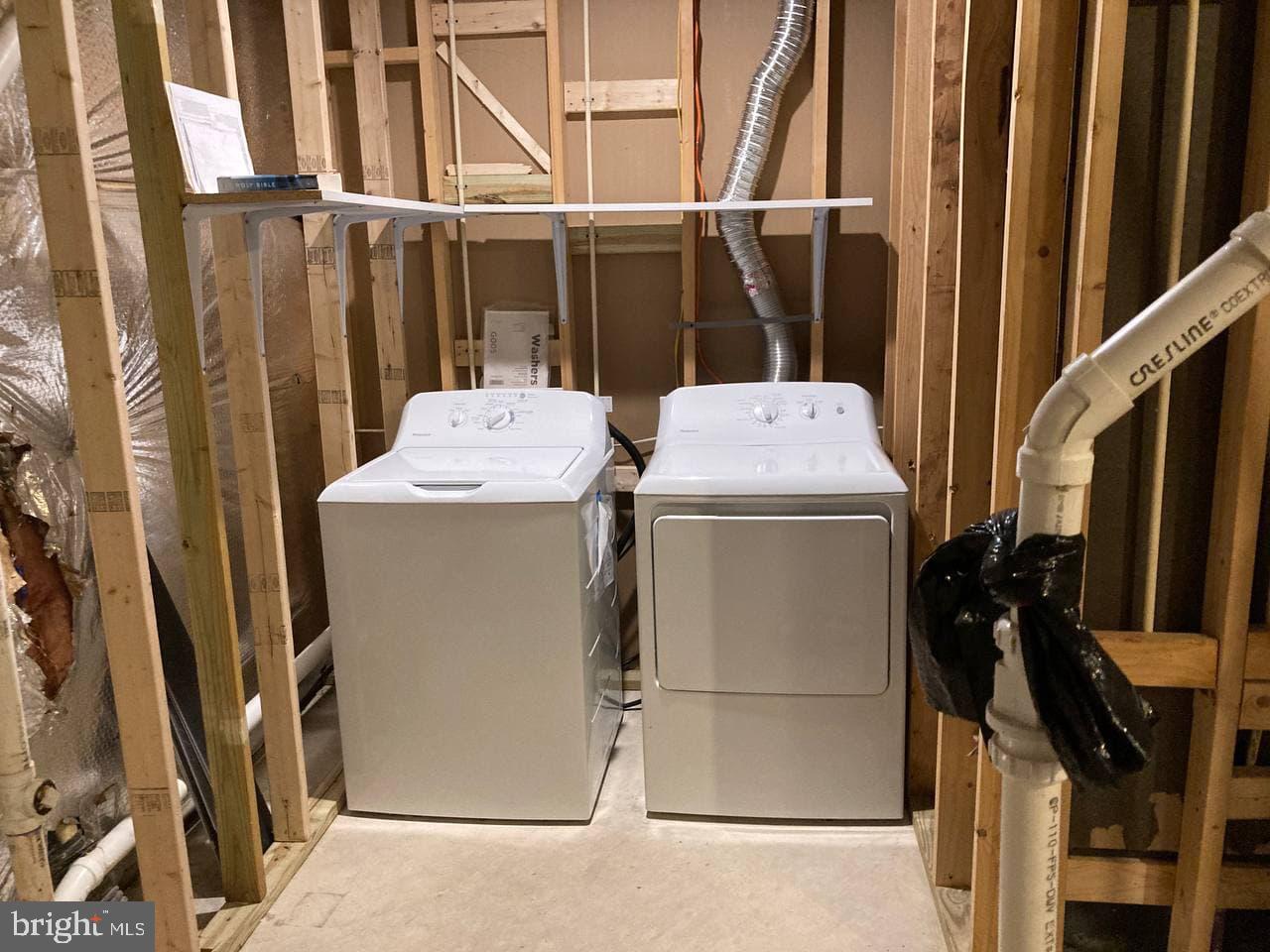 PORT POTOMAC - Residential Lease