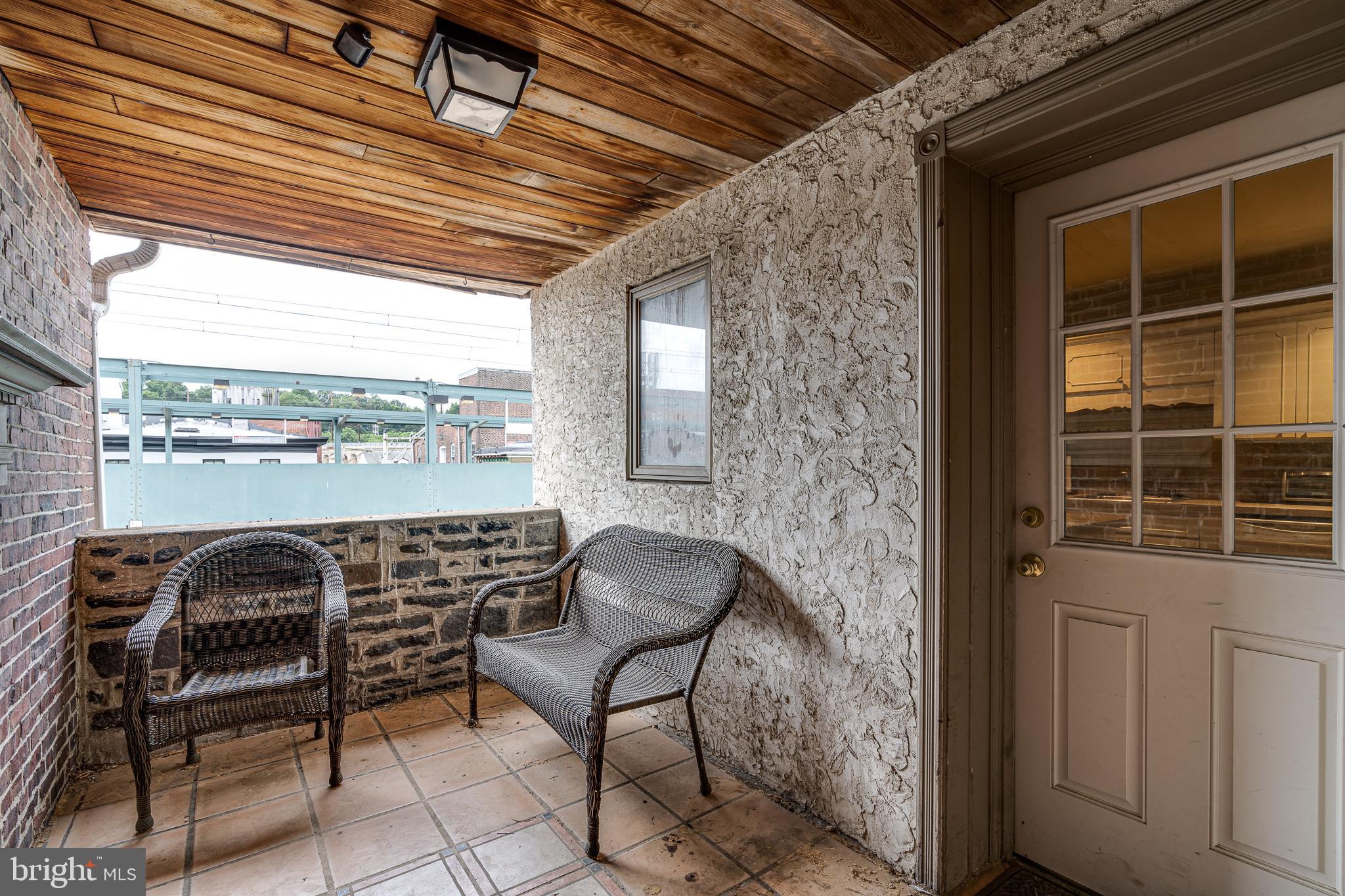 MANAYUNK - Residential Lease