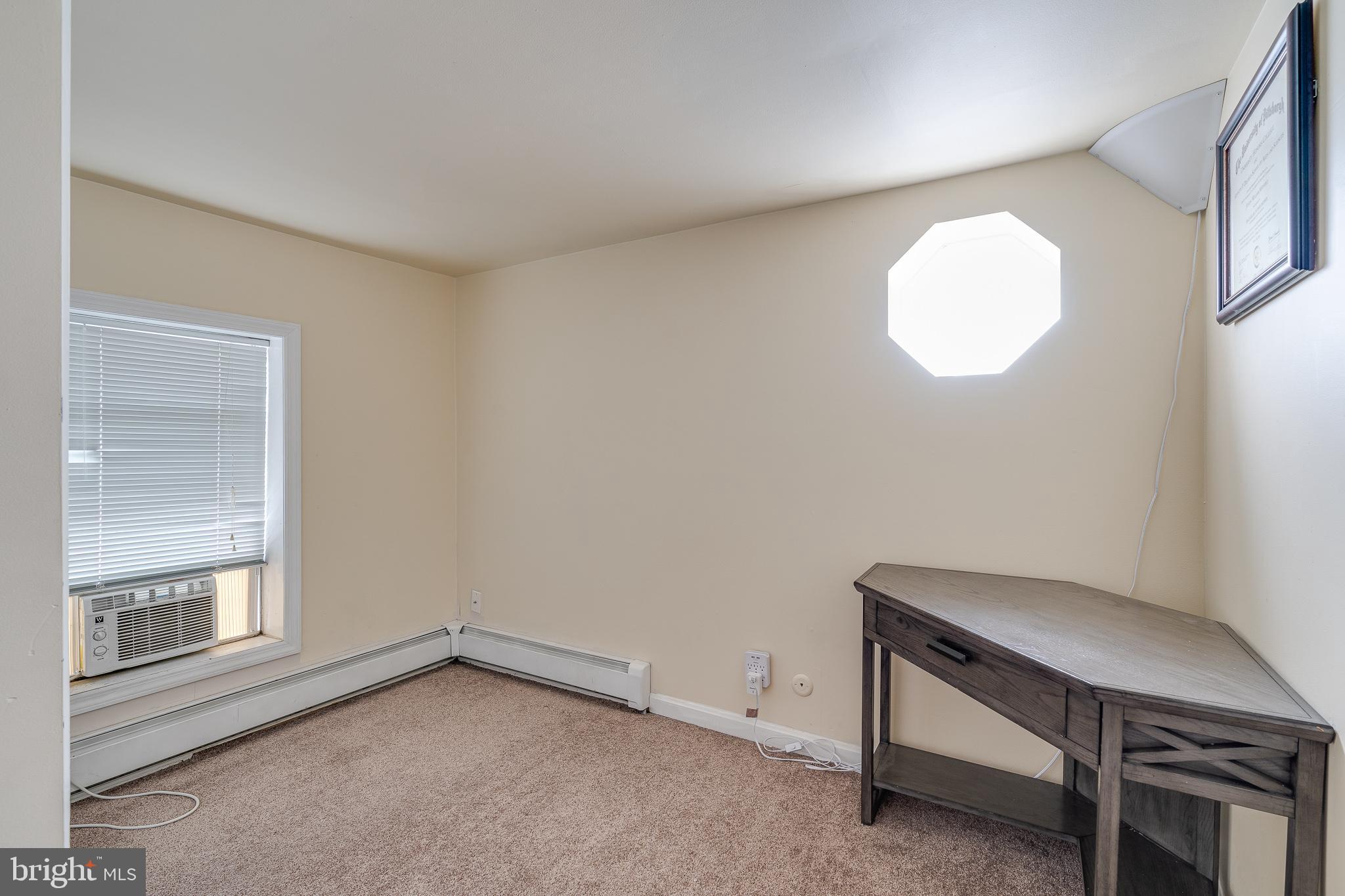 MANAYUNK - Residential Lease