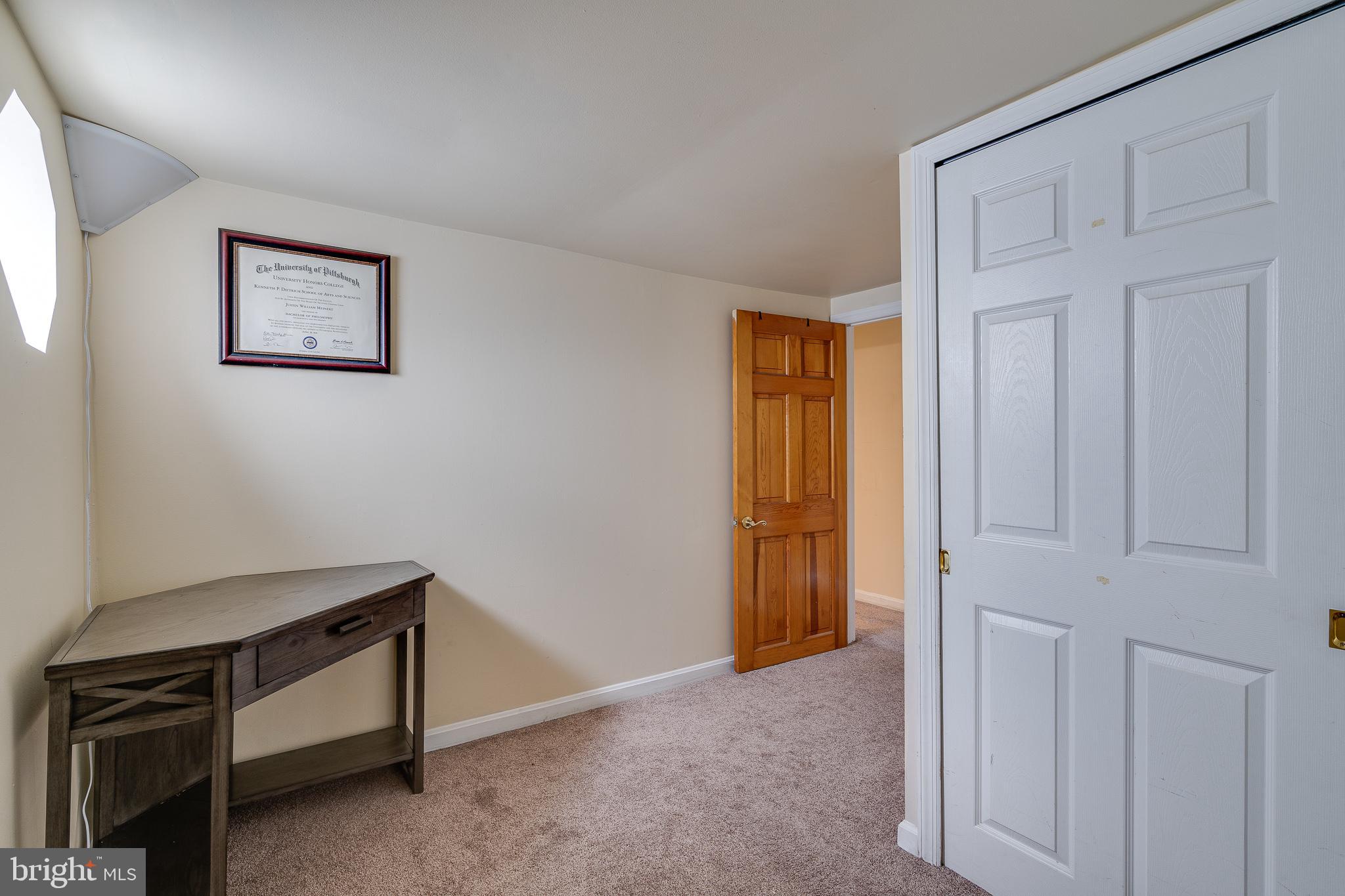 MANAYUNK - Residential Lease