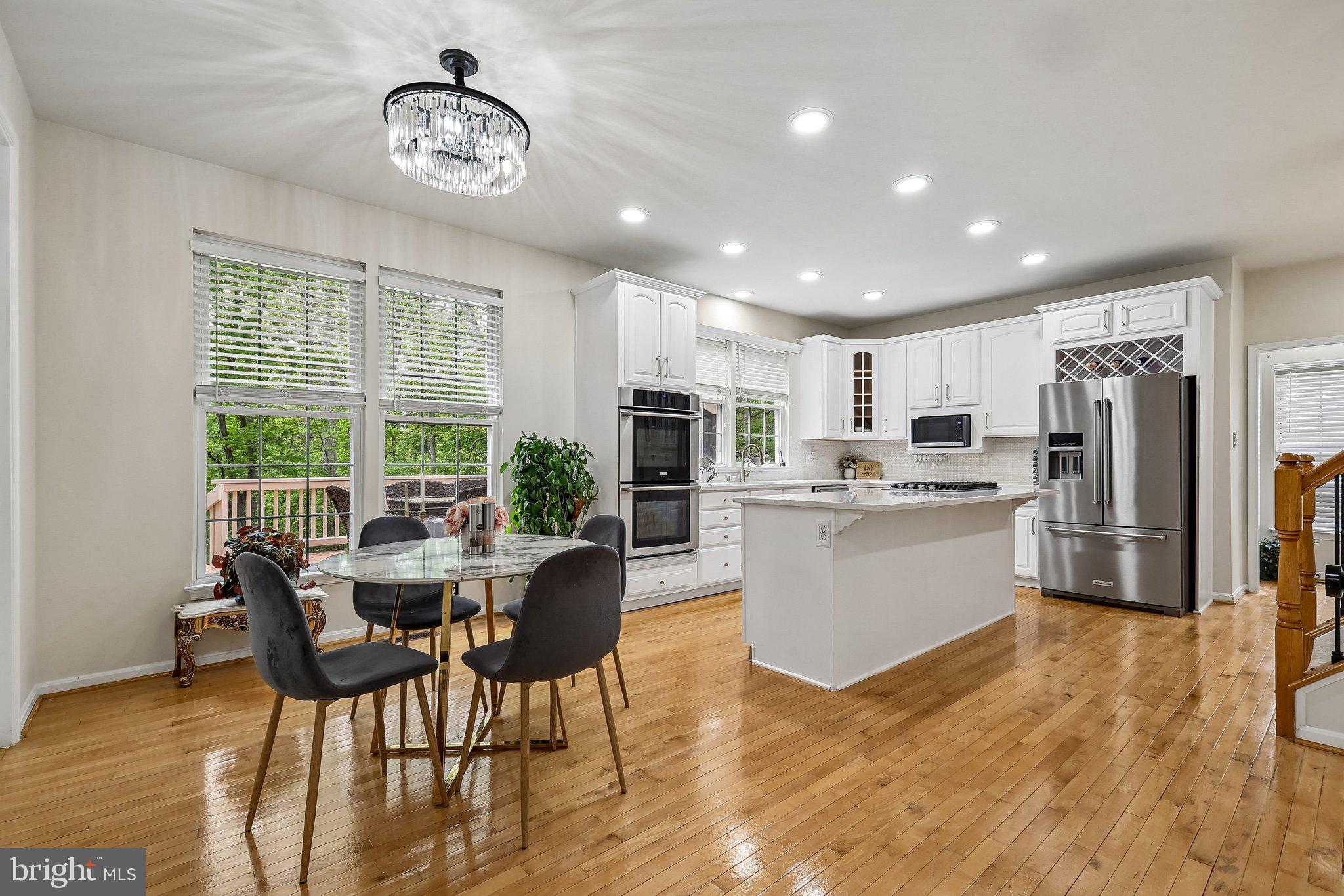 LAKE MANASSAS ESTATES - Residential