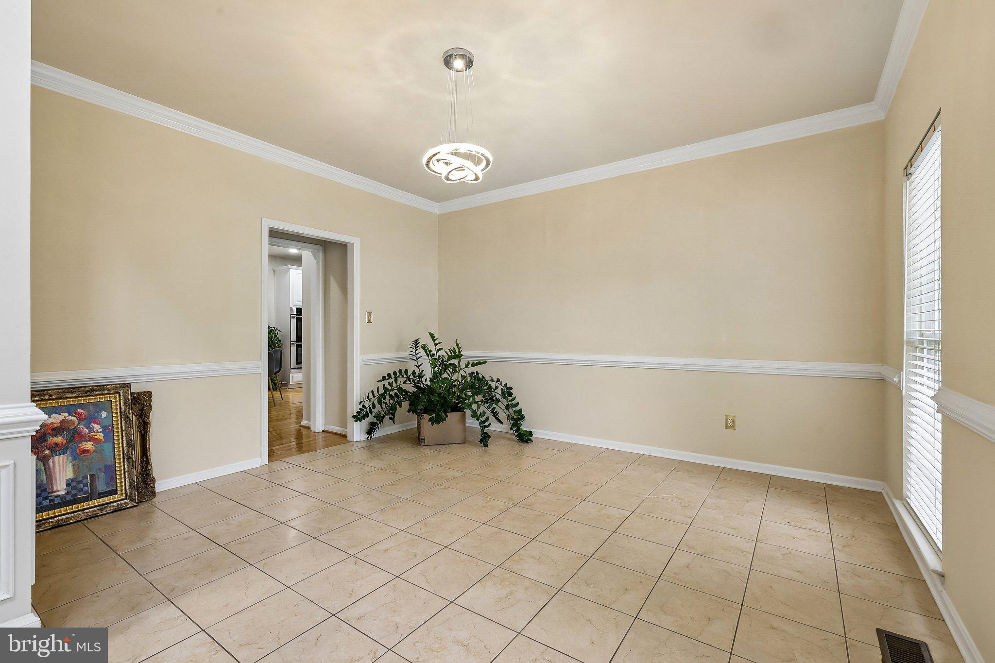 LAKE MANASSAS ESTATES - Residential