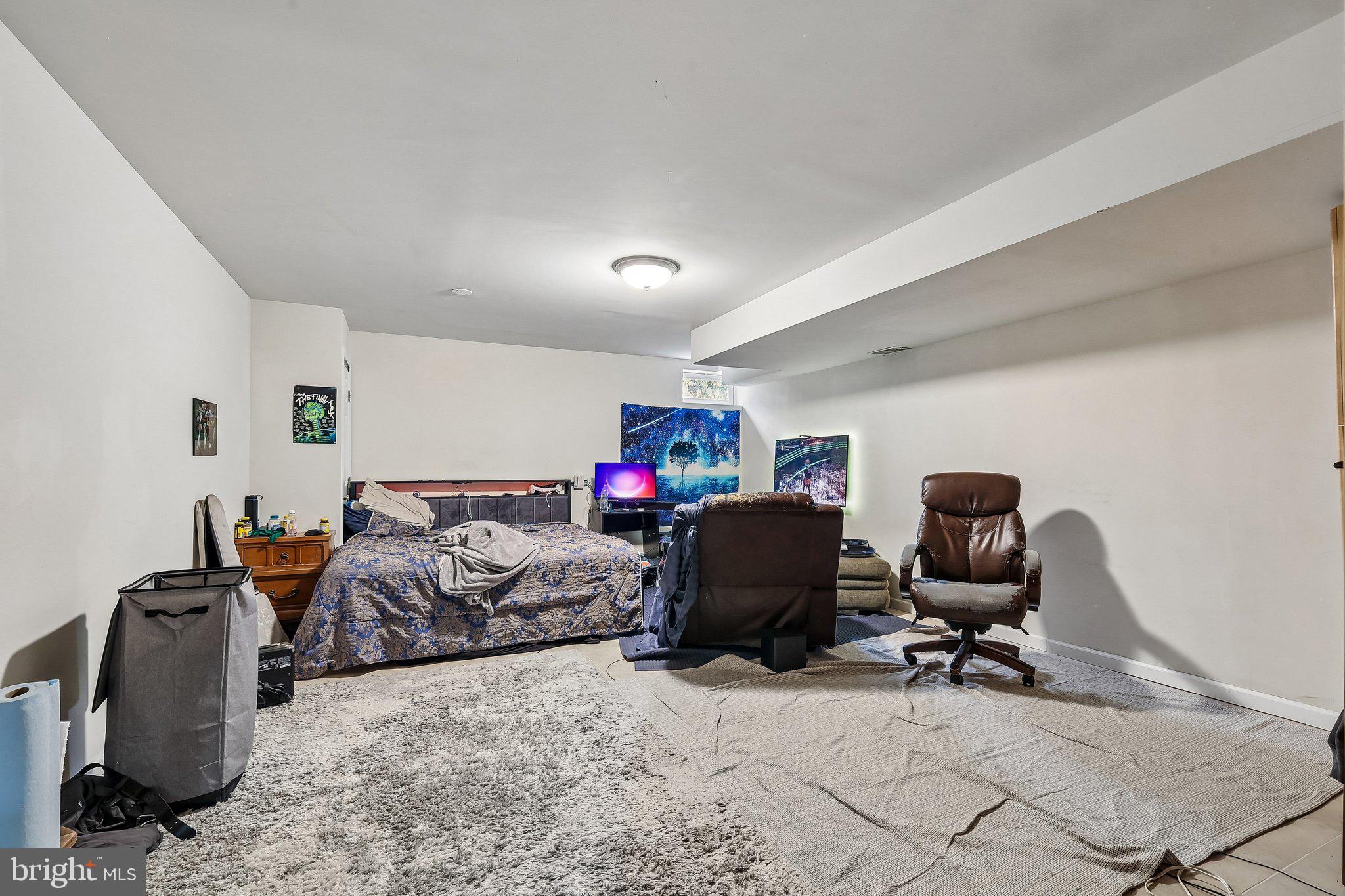 LAKE MANASSAS ESTATES - Residential