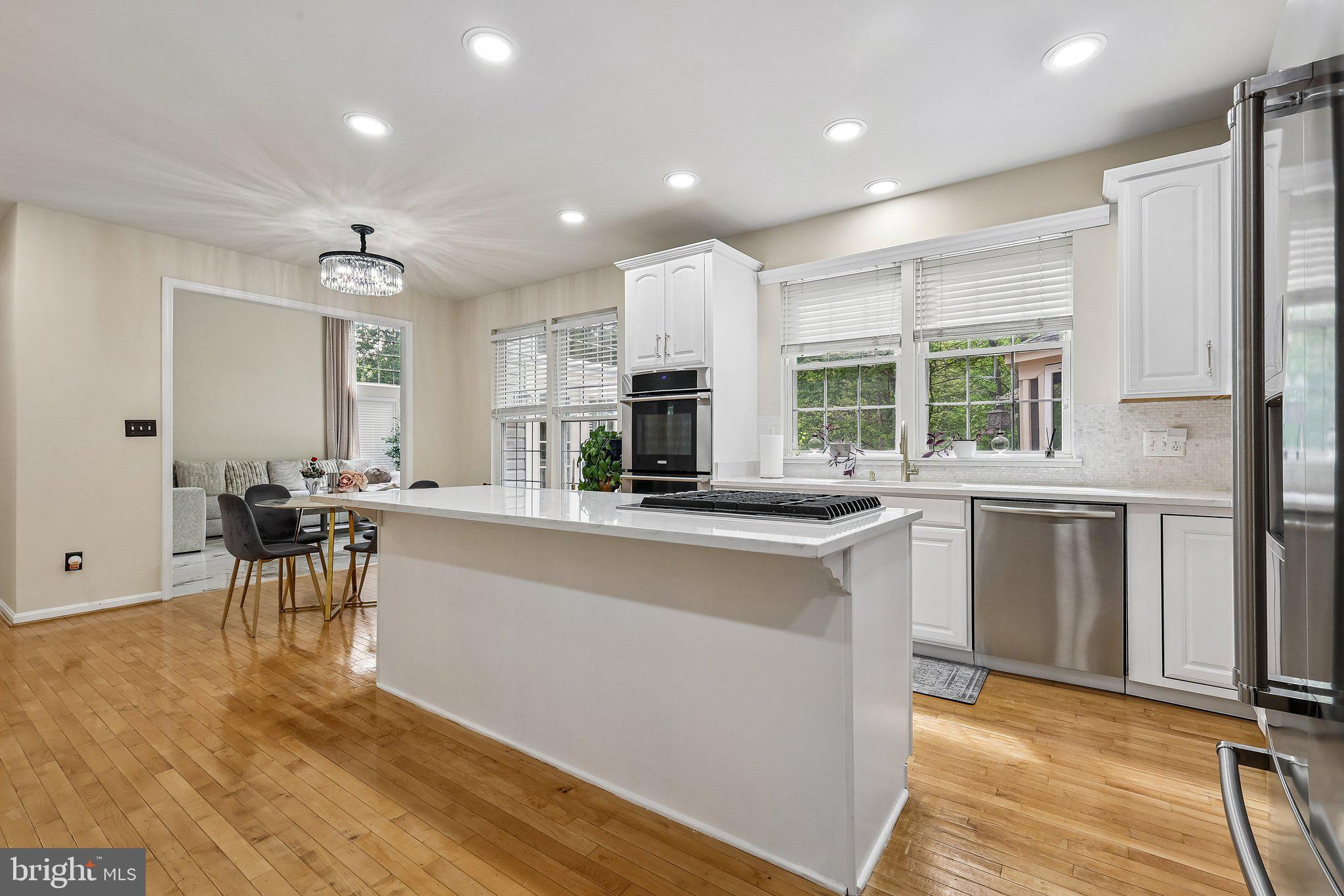 LAKE MANASSAS ESTATES - Residential