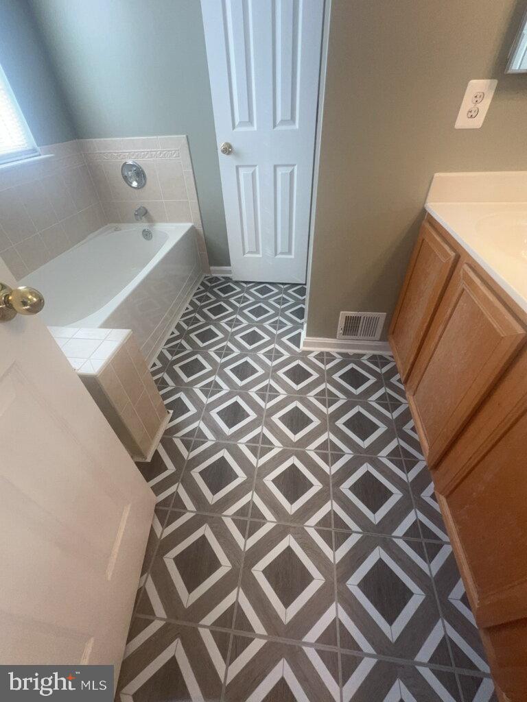 MALLARD'S LANDING - Residential Lease