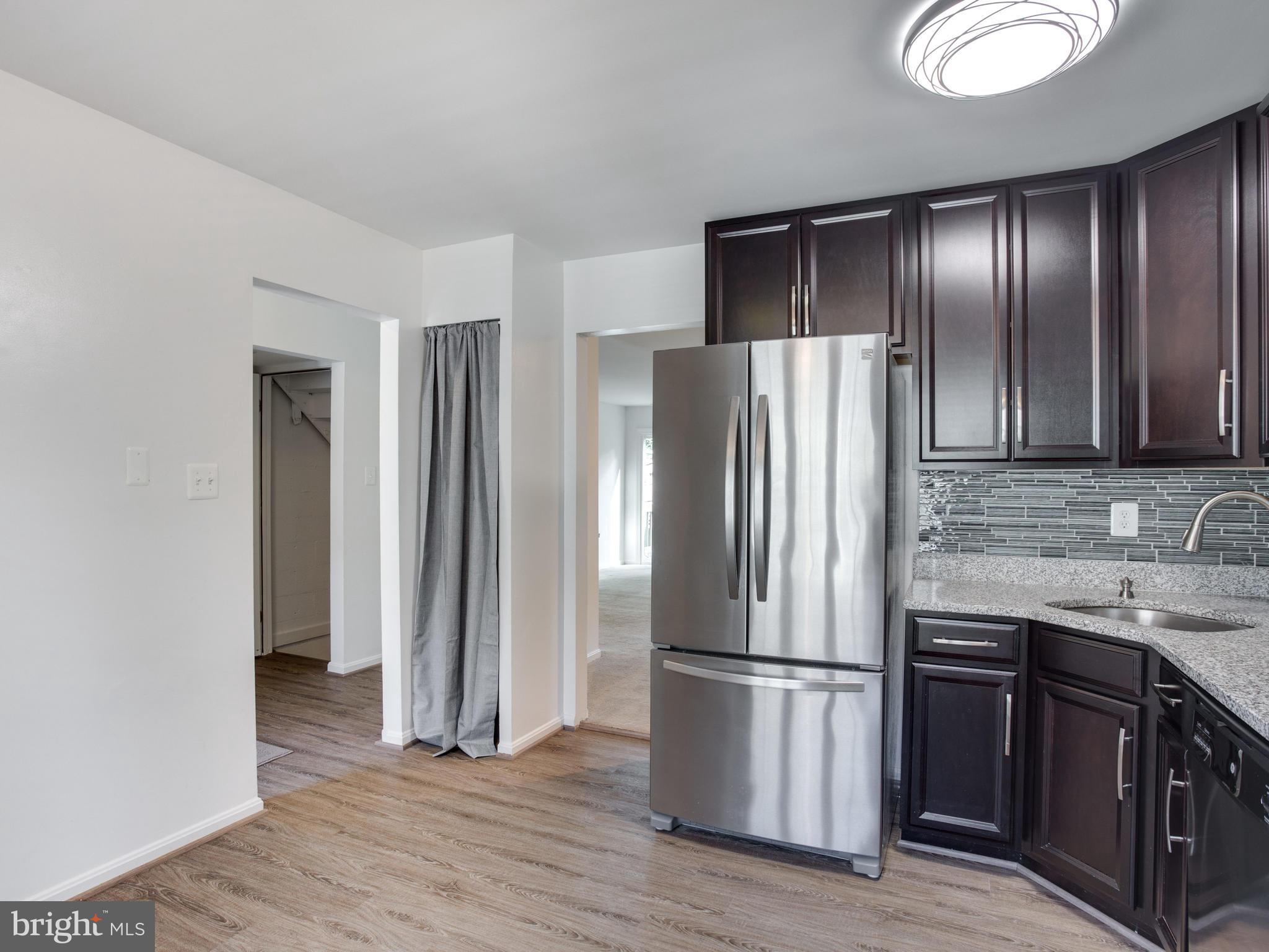 CROFTON MEWS CONDO - Residential Lease