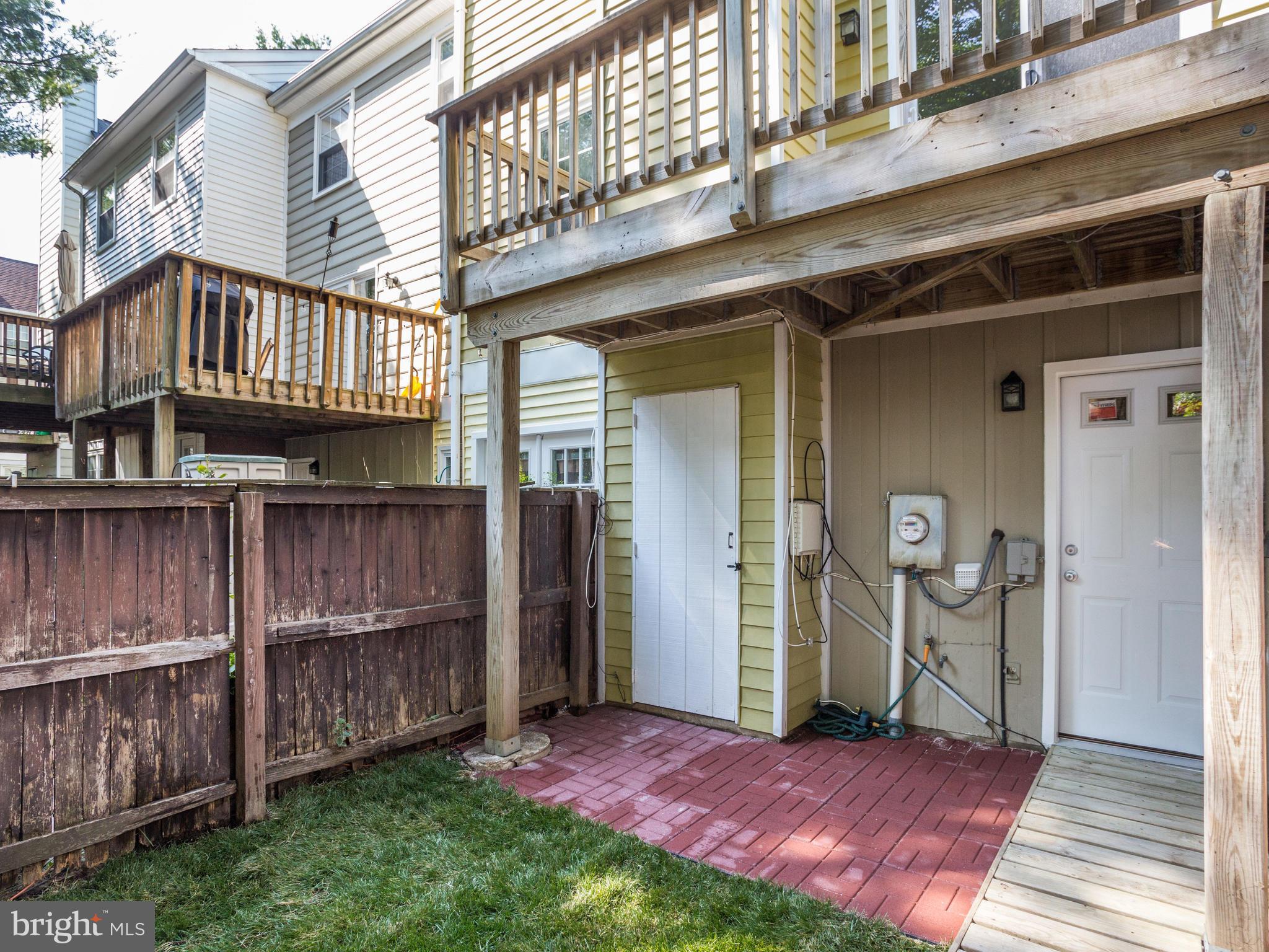 CROFTON MEWS CONDO - Residential Lease