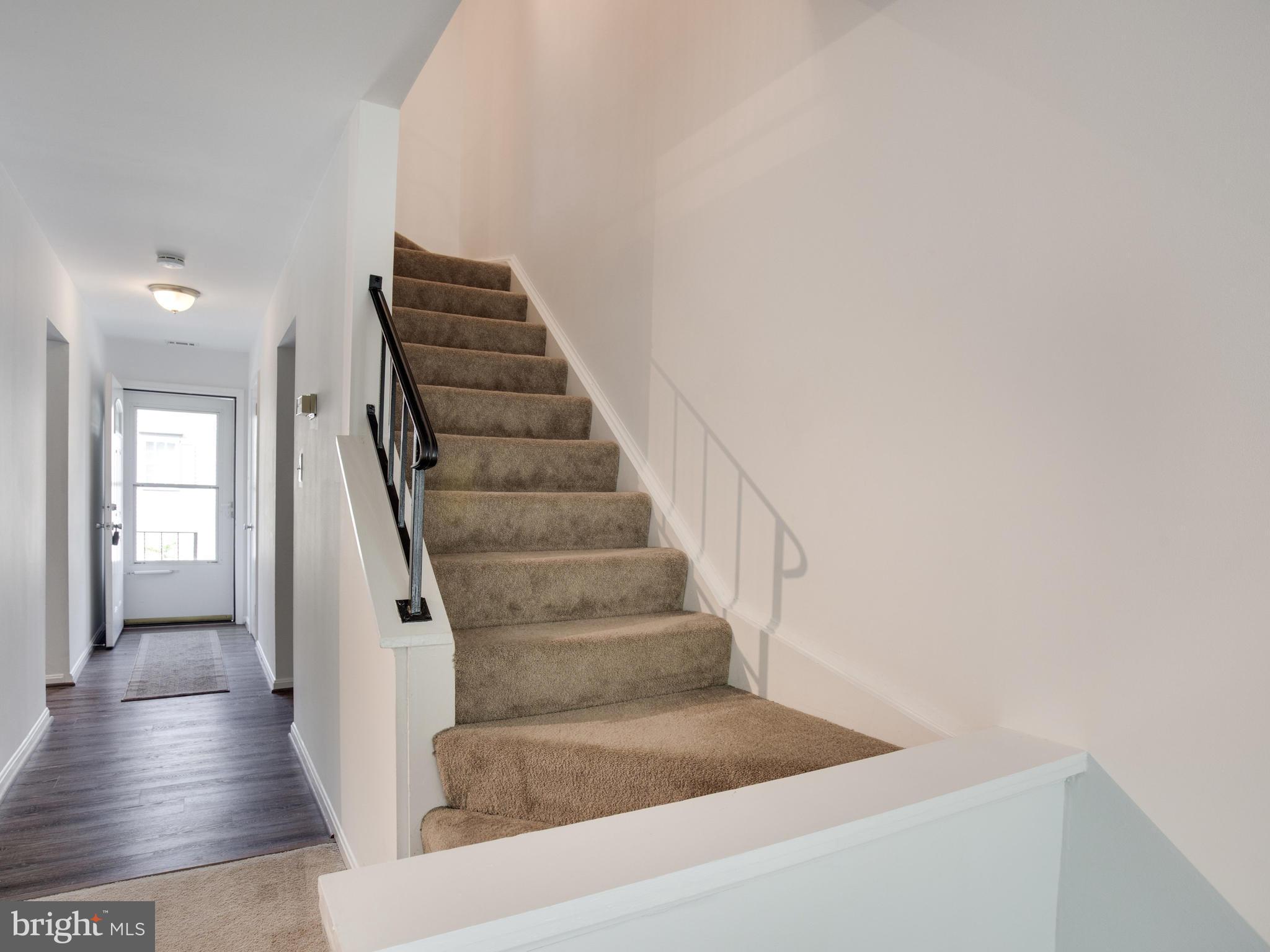 CROFTON MEWS CONDO - Residential Lease