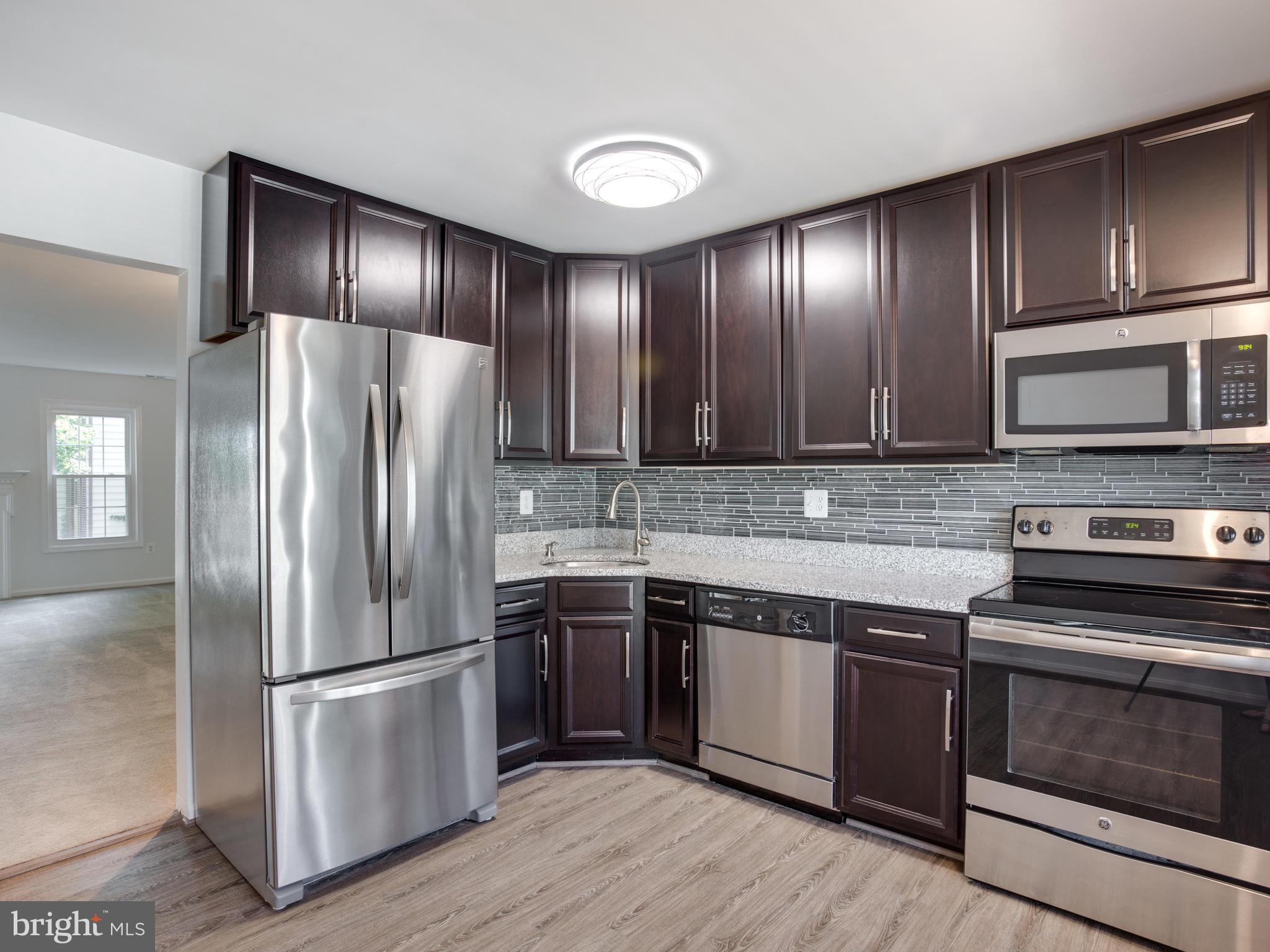 CROFTON MEWS CONDO - Residential Lease