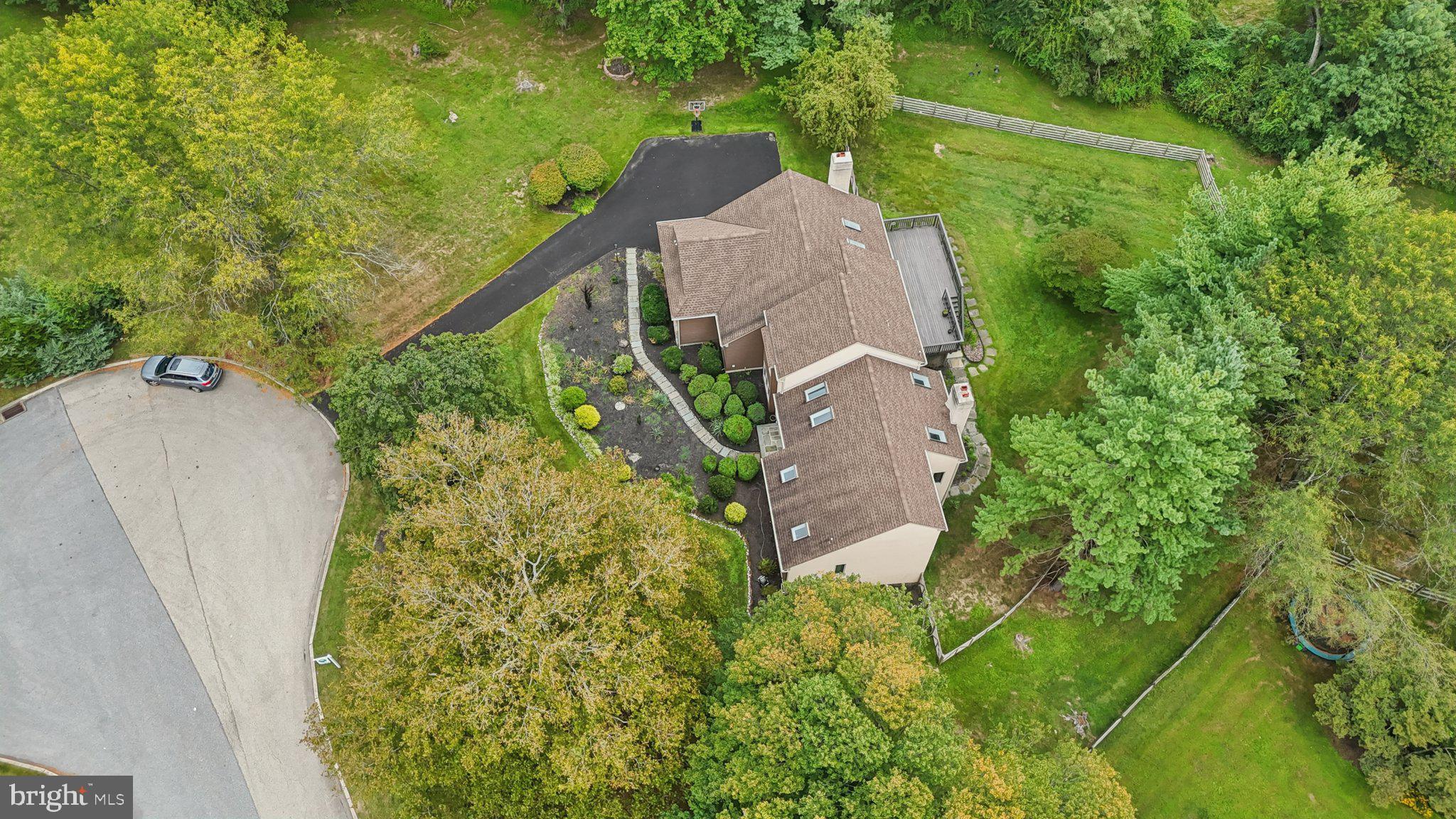 SPRING OAK ESTS - Residential