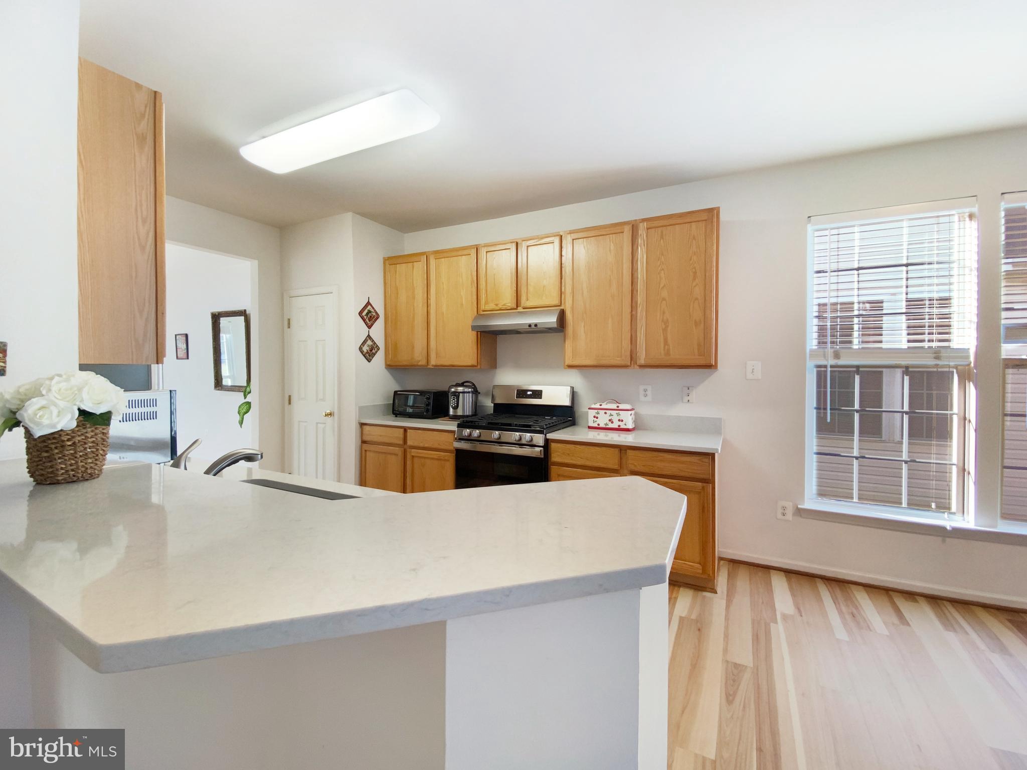 KINGS CROSSING - Residential