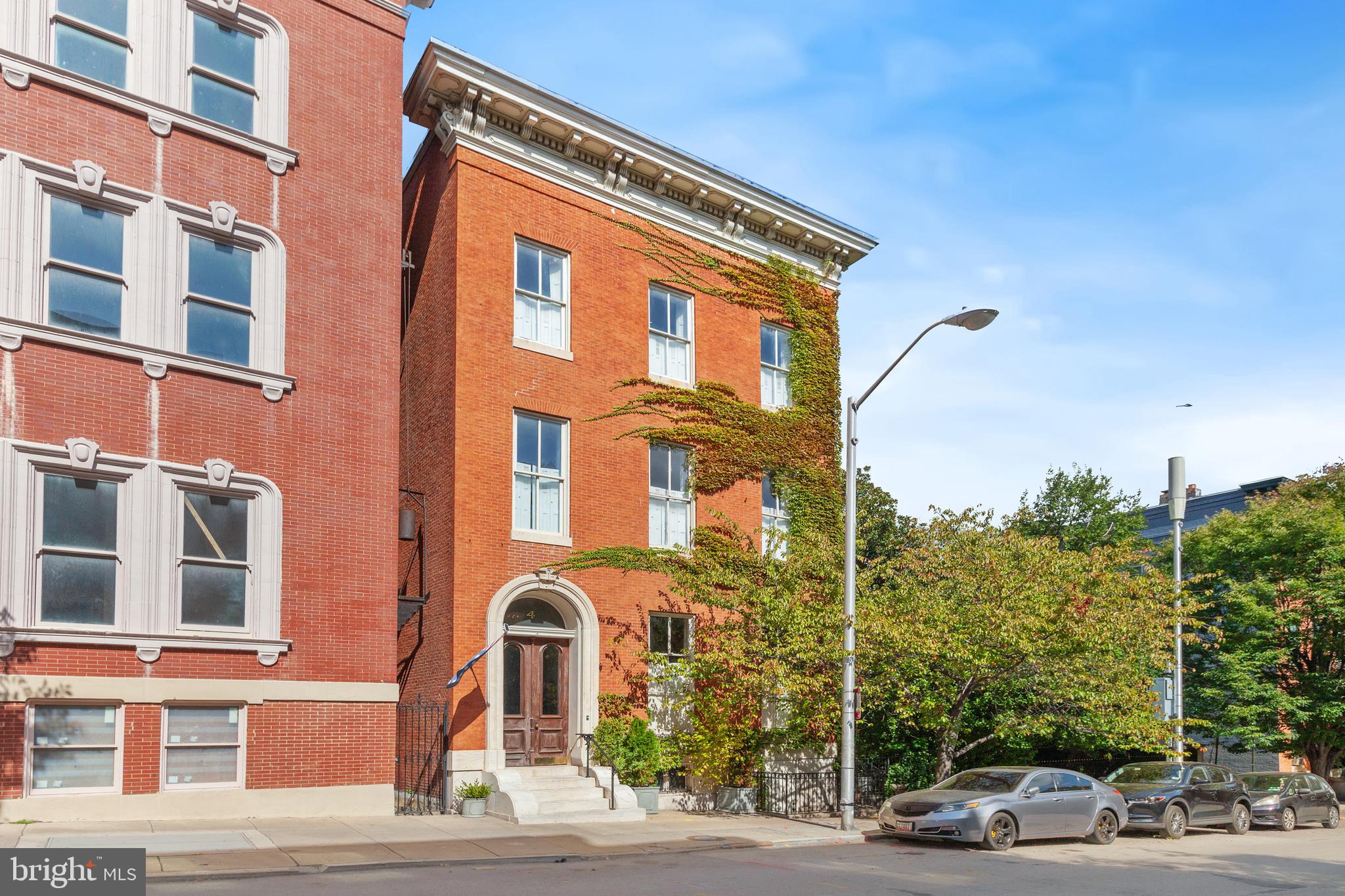 MOUNT VERNON PLACE HISTORIC DISTRICT - Commercial Sale